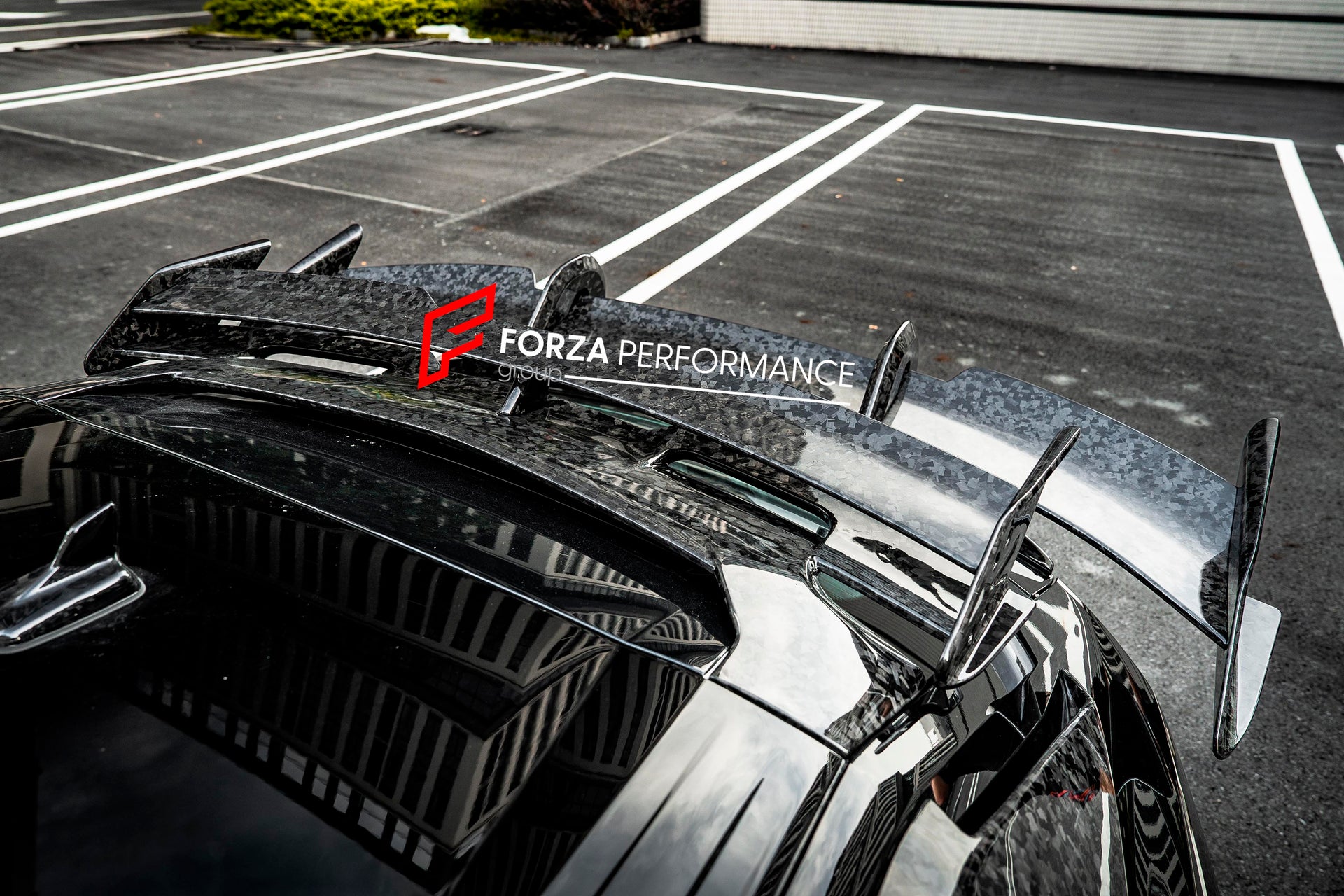 DRY CARBON WIDEBODY KIT for LAMBORGHINI URUS SE 2025 Forza Performance custom fit buy Mansory style design
