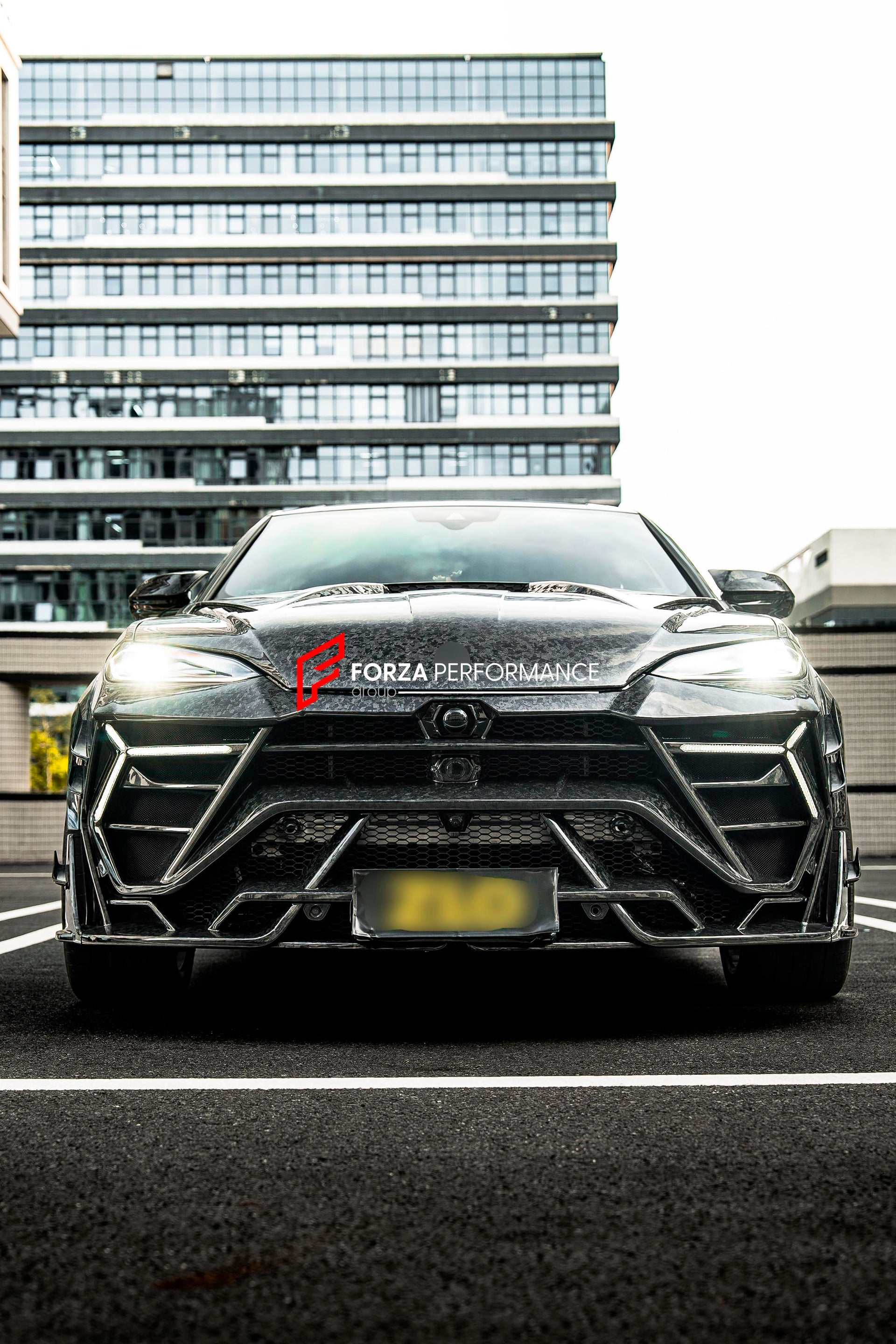 DRY CARBON WIDEBODY KIT for LAMBORGHINI URUS SE 2025 Forza Performance custom fit buy Mansory style design