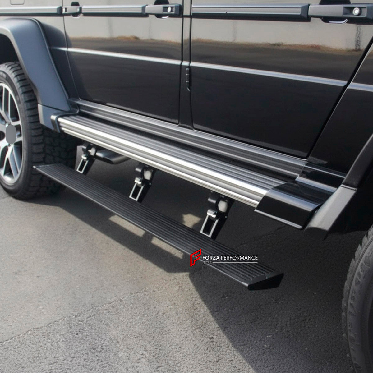ELECTRIC SIDE STEPS for Mercedes Benz G Class G63 AMG 6x6 2012 - 2015
Set includes:

Side Step Bars
Electric Motors With Brackets
Fixing Accessories
Wires With The Control Unit
Material: Aluminium

NOTE: Professional installation is required.
