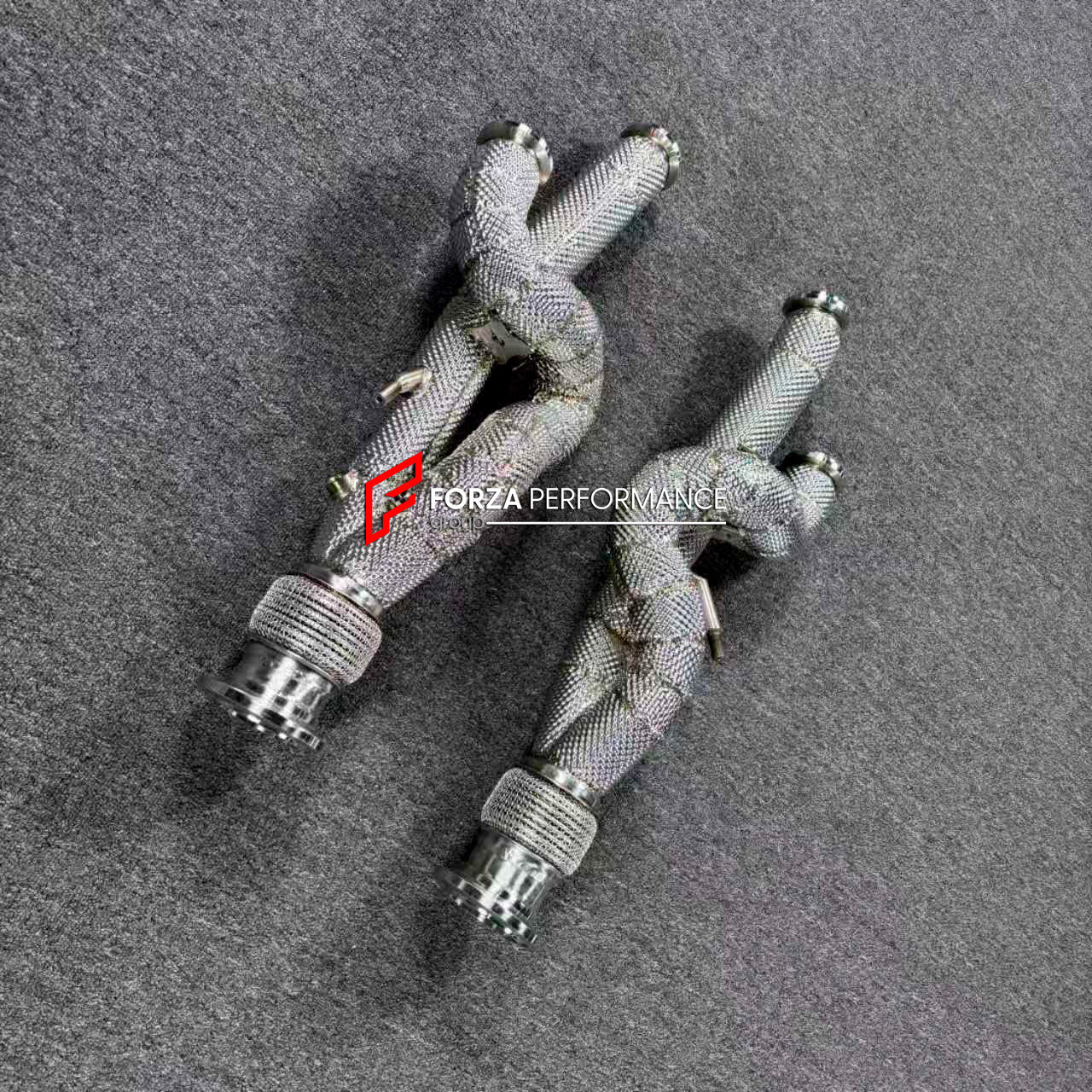 EQUAL DOWNPIPE for LAMBORGHINI AVENTADOR LP700 LP720 LP740 LP750 6.5T

Material: Stainless Steel

NOTE: Professional installation is required.