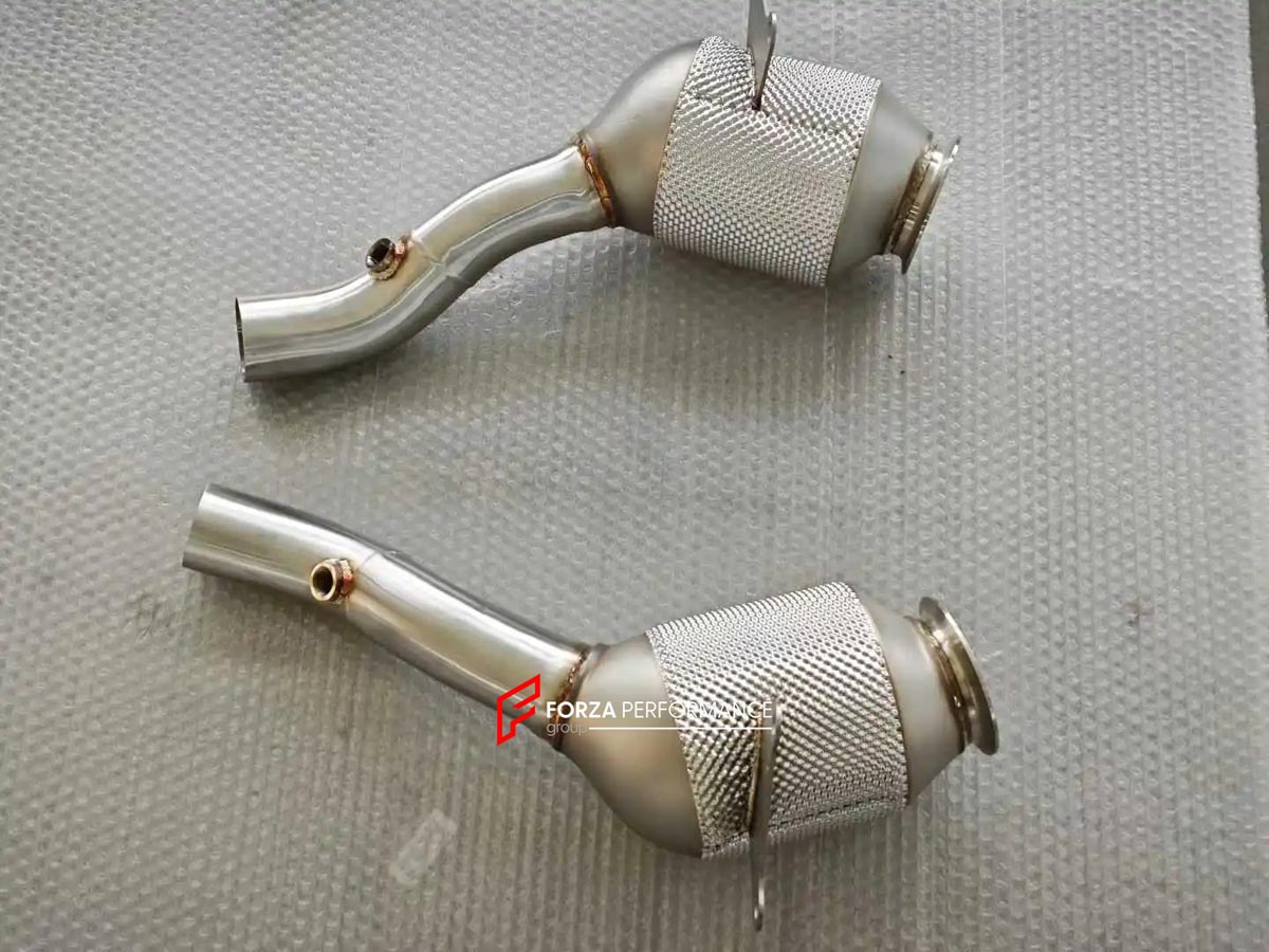 EXHAUST DOWNPIPE for FERRARI 458 4.5 2011 - 2015 FORZA PERFORMANCE Custom Fit

Set includes:

Catted or Catless Downpipe
Material: Stainless Steel

Production time: 10-15 days
