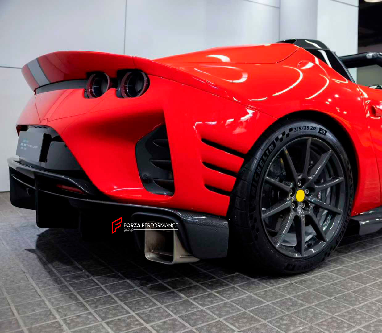 EXHAUST TIPS for FERRARI 812 COMPETIZIONE

Set includes:

Exhaust Tips

Material: Stainless Steel

Note: Professional installation is required