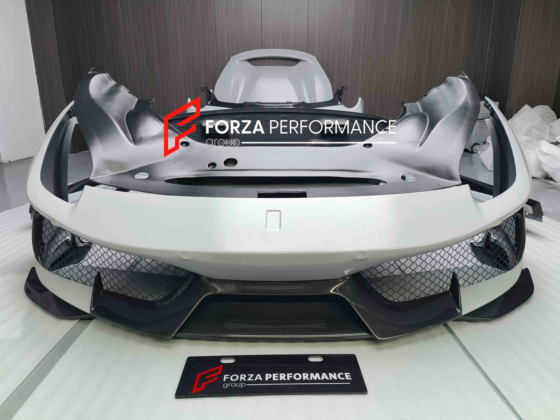CONVERSION BODY KIT FERRARI 488 PISTA FOR FERRARI 488 2015+