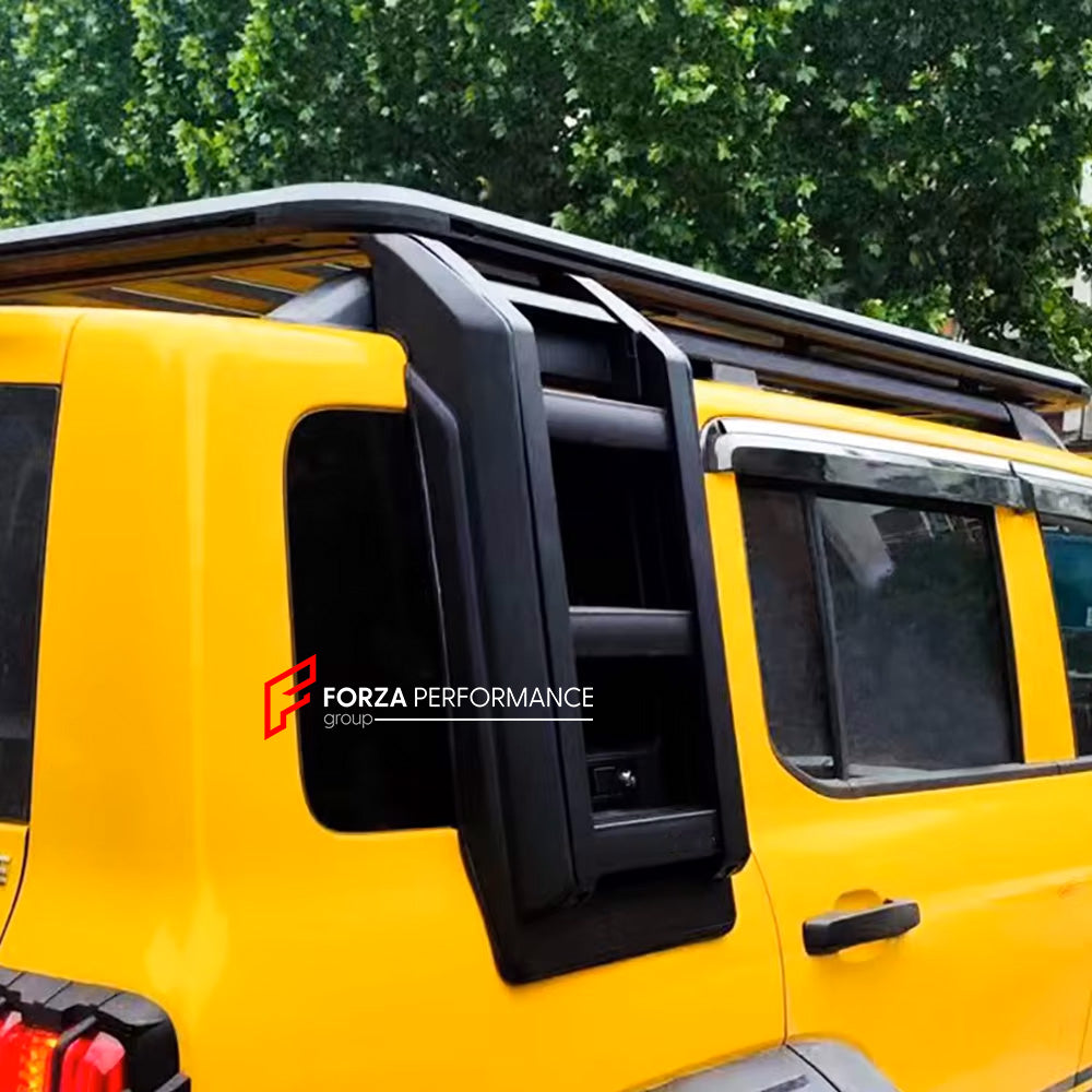 FOLDABLE SIDE LADDER for TANK 300 2020+

Set includes:

Ladder

Material: Stainless Steel

Note: Professional installation is required.