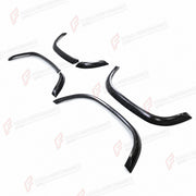 FORGED CARBON FIBER FENDER FLARES for LAND ROVER DEFENDER 110 L663 OCTA 2025+
Set includes:

Fender Flares
Material: Forged Carbon Fiber

NOTE: Professional installation is required.