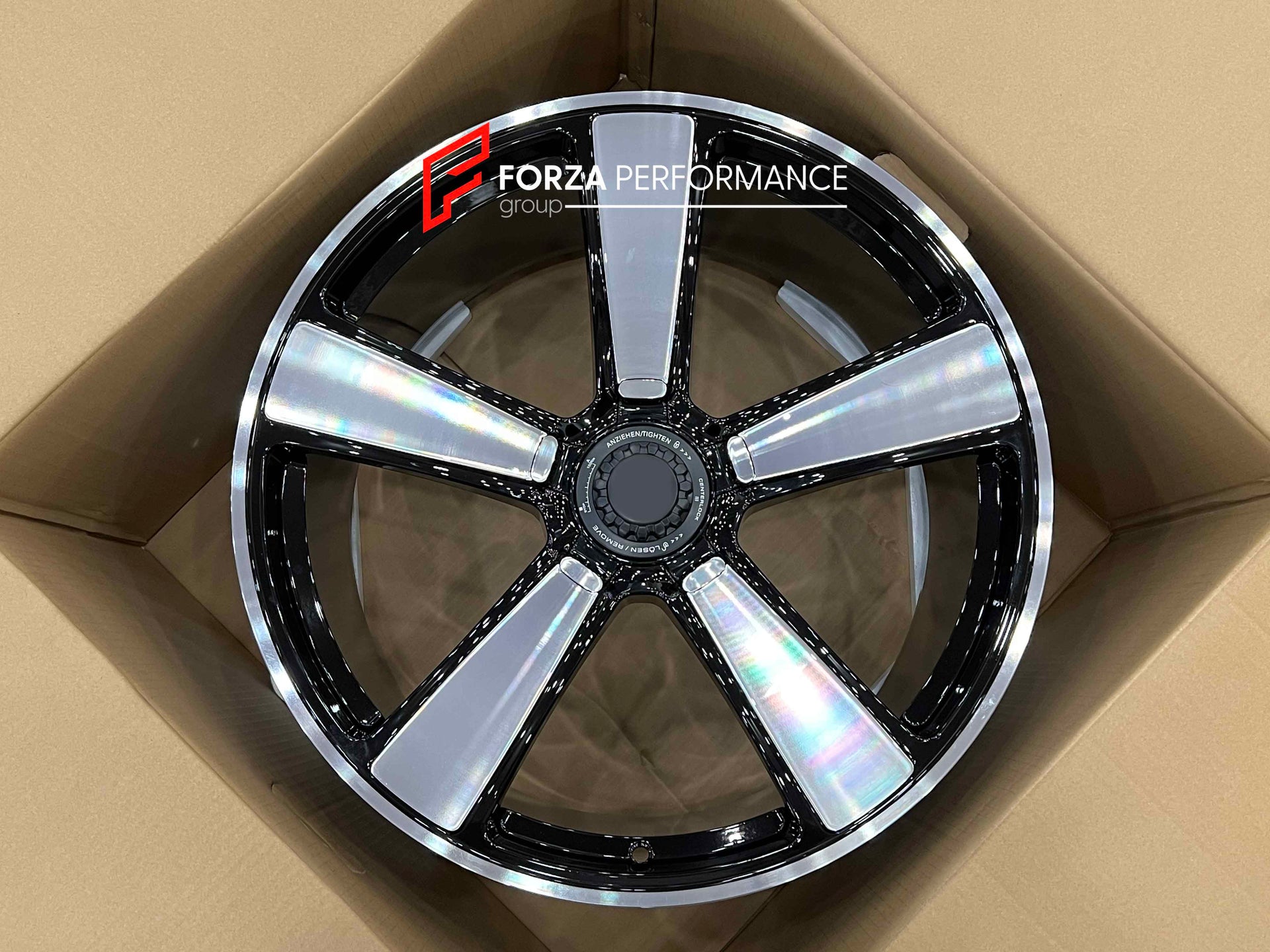 HERITAGE - SPORT CLASSIC FORGED WHEELS WITH CENTERLOCK RIMS FOR PORSCHE 992 CARERRA TURBO GT3