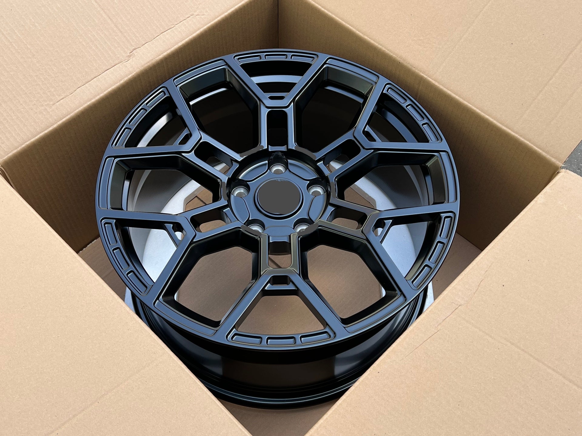FORGED WHEELS RIMS FOR LAND ROVER RANGE ROVER ELECTRIC 2026+ Forza Performance custom fit buy VOSSEN URBAN UV-4