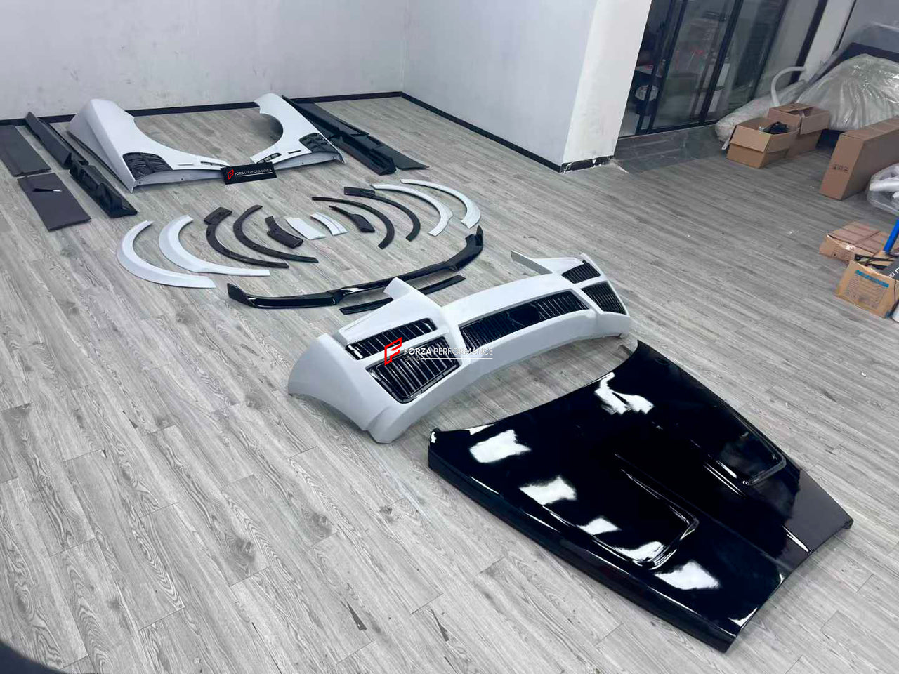 BODY KIT for ROLLS-ROYCE CULLINAN 2 2024+
Set includes:
Front Lip
Front Bumper
Front Bumper Meshes
Hood / Bonnet
Front Fenders
Fenders Flares
Side Skirts
Material: Plastic