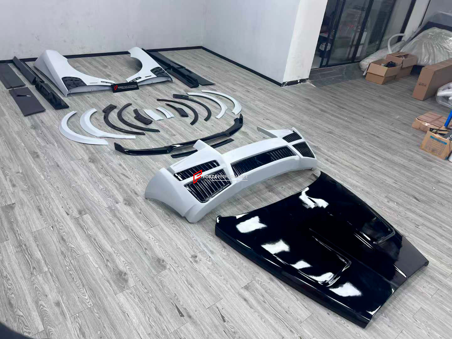 BODY KIT for ROLLS-ROYCE CULLINAN 2 2024+



Set includes:

Front Lip
Front Bumper
Front Bumper Meshes

Hood / Bonnet
Front Fenders
Fenders Flares
Side Skirts
Material: Plastic

