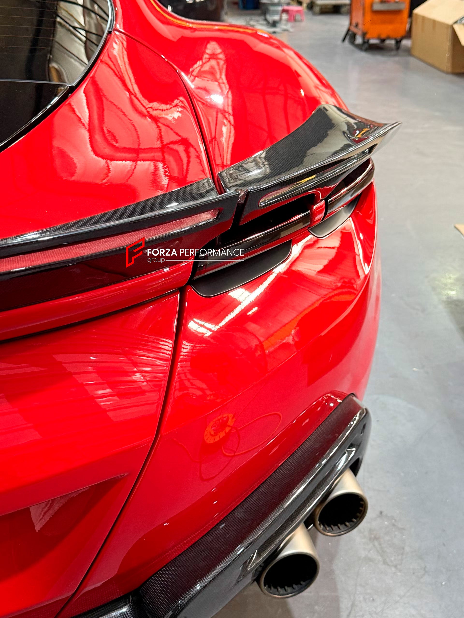 CARBON BODY KIT for FERRARI ROMA 2020+

Set includes:

Front Bumper
Front Grille
Hood Bonnet
Side Mirror Covers
Side Trims
Side Skirts
Rear Spoiler

Rear Diffuser

Material: Carbon Fiber

Note: Professional installation is required.