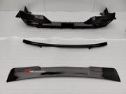 DRY CARBON BODY KIT for BMW 7 SERIES G70 2022+

Set includes:

Front Lip
Front Bumper Trims
Front Bumper Air Vent Covers
Side Mirror Covers
Side Trims
Side Skirts
Roof Spoiler
Rear Spoiler
Rear Diffuser

Material: Dry Carbon