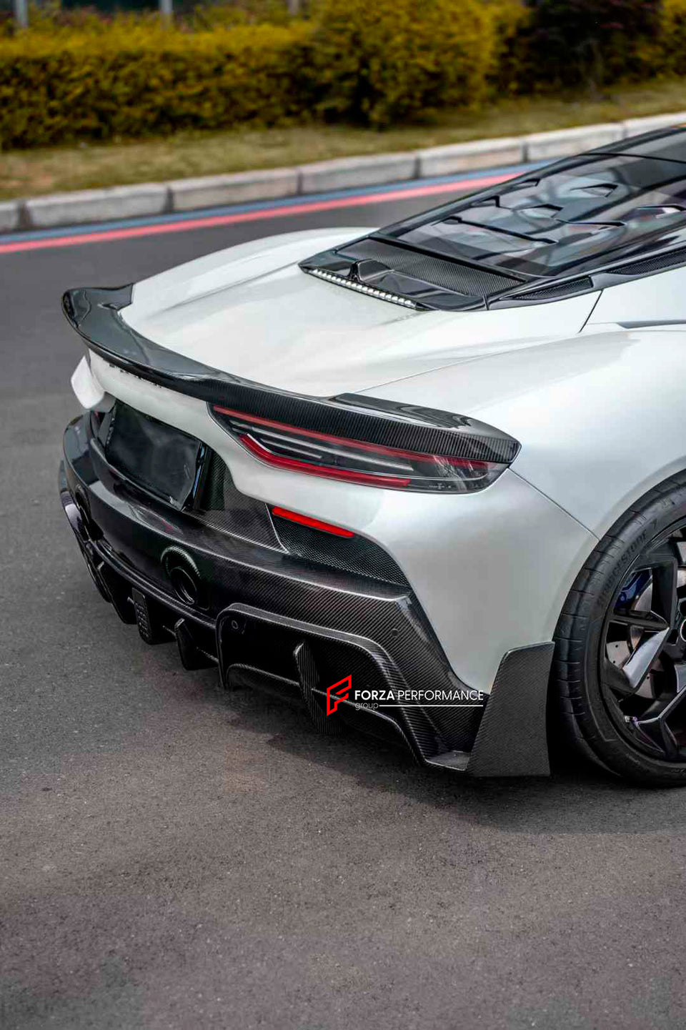 FORZA PERFORMANCE DRY CARBON BODY KIT for MASERATI MC20 2020+ custom ...