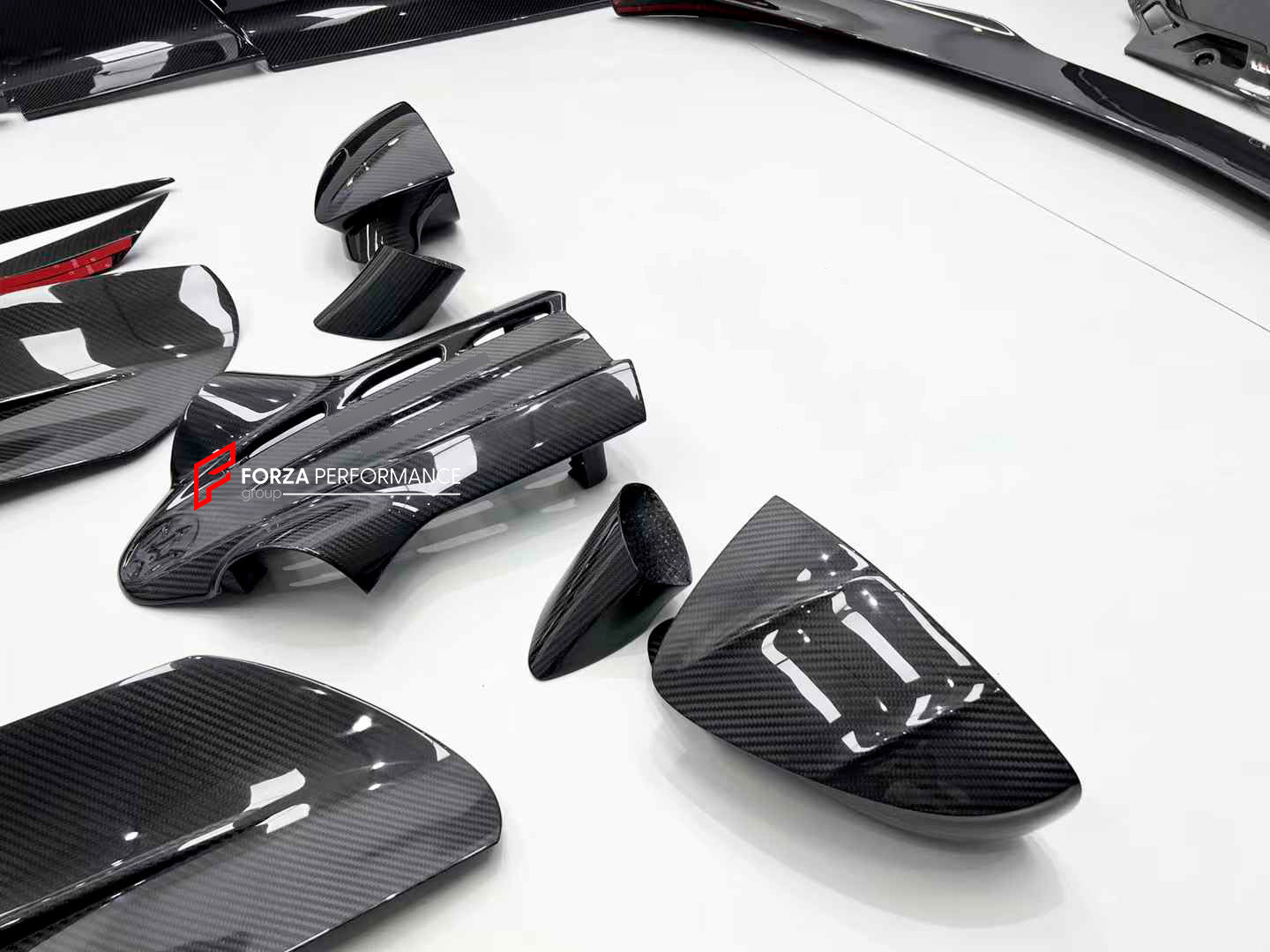 マサノリ　FR　セット FORZA PERFORMANCE DRY CARBON BODY KIT for MASERATI MC20 2020+