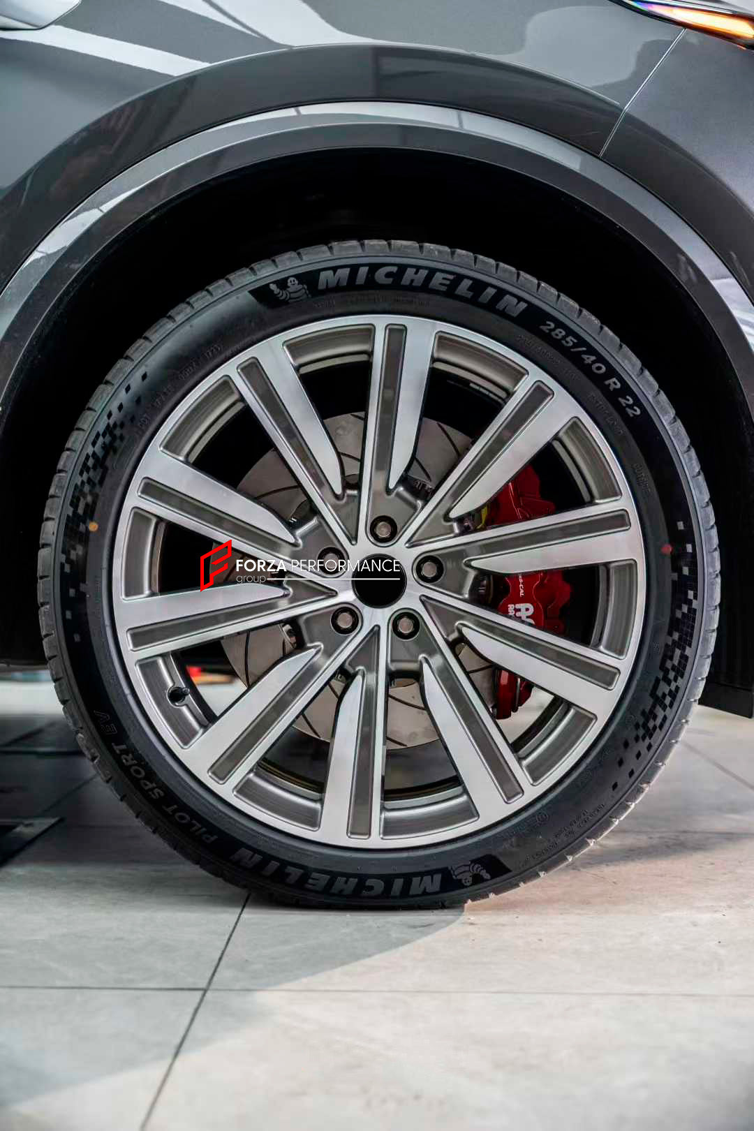 FRONT BIG BRAKE KIT BBK for LIXIANG LI L9 2022+

Forza Performance Group offers various types of big brake kits, all types of aftermarket brake calipers, as well as genuine original brands of all types, such as AP Racing, Brembo, Akebono, AMG, M Performance, Audi, Porsche, Lamborghini, Toyota TRD, etc.

Current set includes:

2x Authentic AP Racing CP8520 6 Pot Front Brake Calipers

2x Front Brake Discs 410 mm

2x Brake Caliper Adapters
2x Brake Pads


PLEASE INCLUDE YOUR VIN, MODEL AND YEAR WHEN PURCHASING
