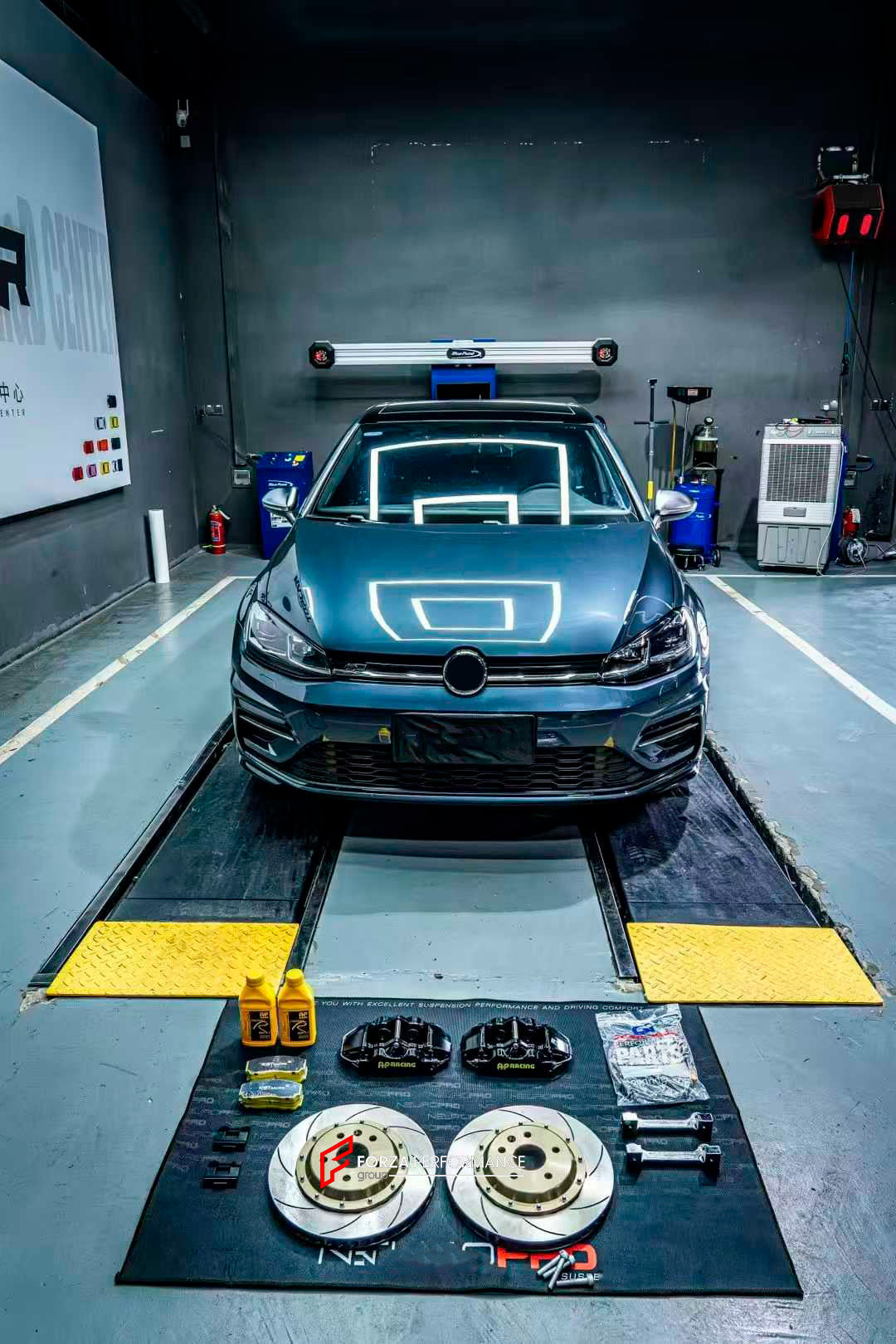 FRONT BIG BRAKE KIT BBK for VOLKSWAGEN GOLF MK7 5G 280TSI R LINE 2017 - 2020

Forza Performance Group offers various types of big brake kits, all types of aftermarket brake calipers, as well as genuine original brands of all types, such as AP Racing, Brembo, Akebono, AMG, M Performance, Audi, Porsche, Lamborghini, Toyota TRD, etc.

Current set includes:

2x Authentic AP Racing CP9200 4 Pot Front Brake Calipers

2x Front Brake Discs 390 mm

2x Brake Caliper Adapters
2x Brake Pads


PLEASE INCLUDE YOUR VIN, M