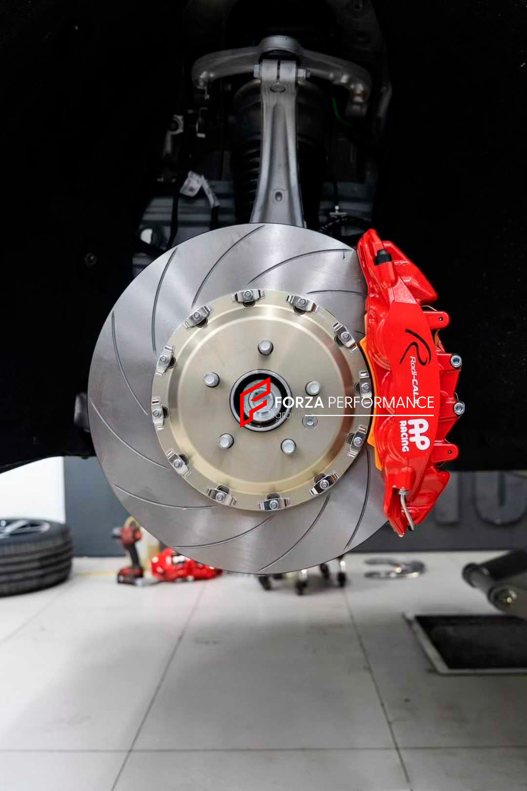 FRONT BIG BRAKE KIT for XIAOMI YU7 2025+

Forza Performance Group offers various types of big brake kits, all types of aftermarket brake calipers, as well as genuine original brands of all types, such as AP Racing, Brembo, Akebono, AMG, M Performance, Audi, Porsche, Lamborghini, Toyota TRD, etc.

Current set includes:

2x Authentic AP Racing CP9561 6 Pot Front Brake Calipers
2x Front Brake Discs 390 mm

2x Brake Caliper Adapters