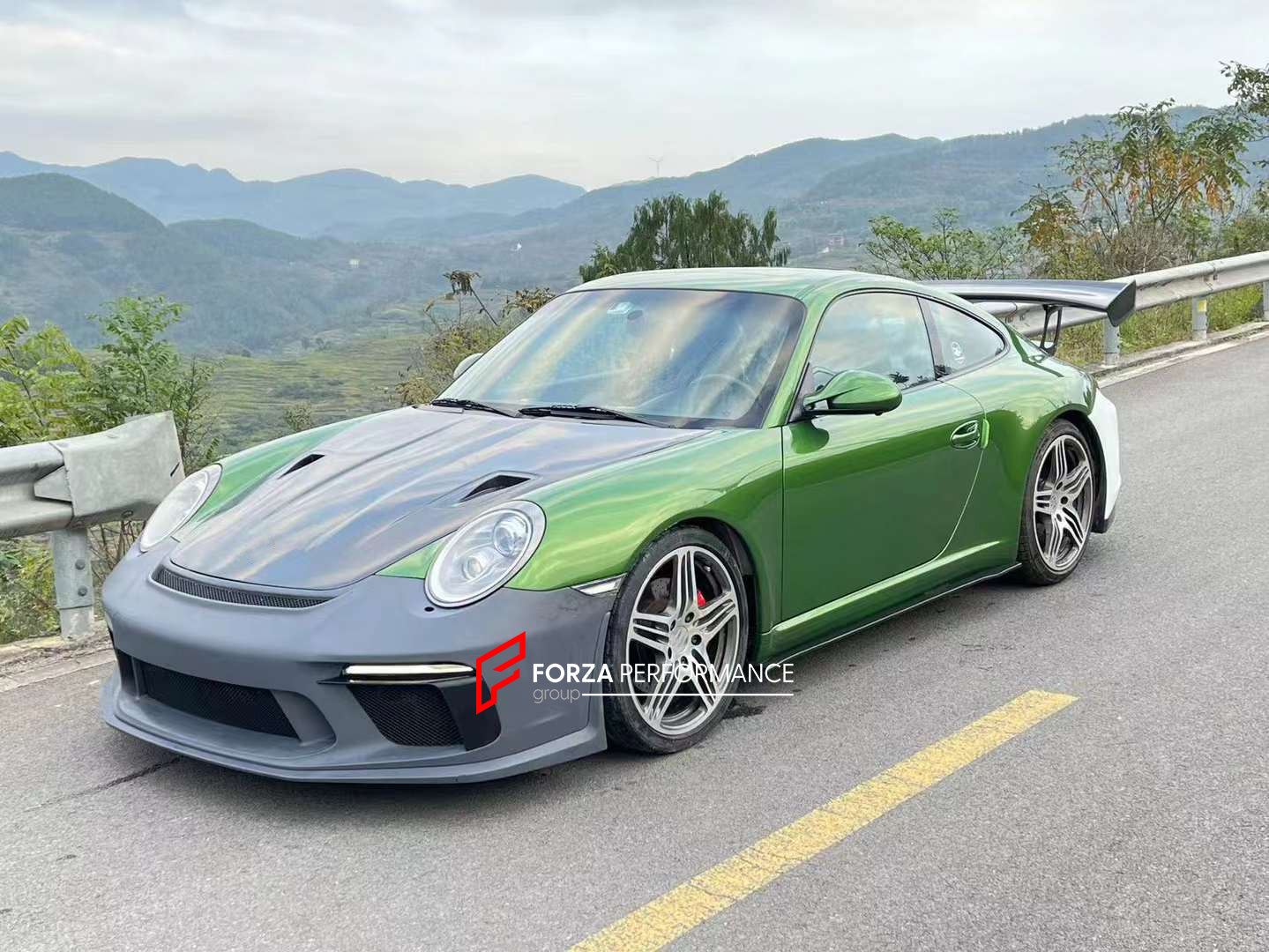 FRONT BUMPER for PORSCHE 997 911 GT3  Set includes:  Front Bumper