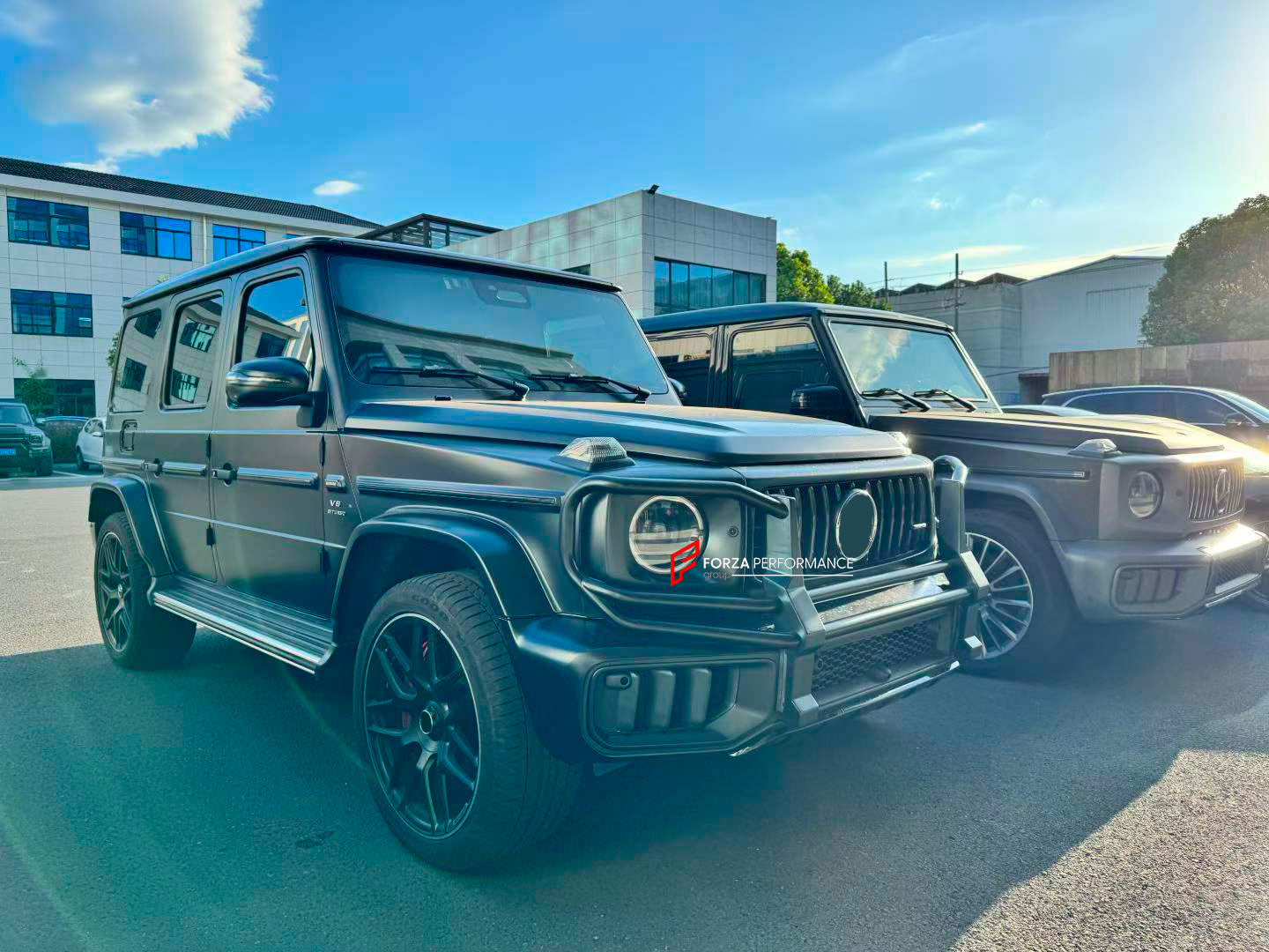 FRONT BUMPER PROTECTOR GRILLE PROTECTOR BULL BAR GUARD for MERCEDES BENZ G-CLASS W465 G63 2024+

Set includes:

Bull Bar

Material: Stainless Steel