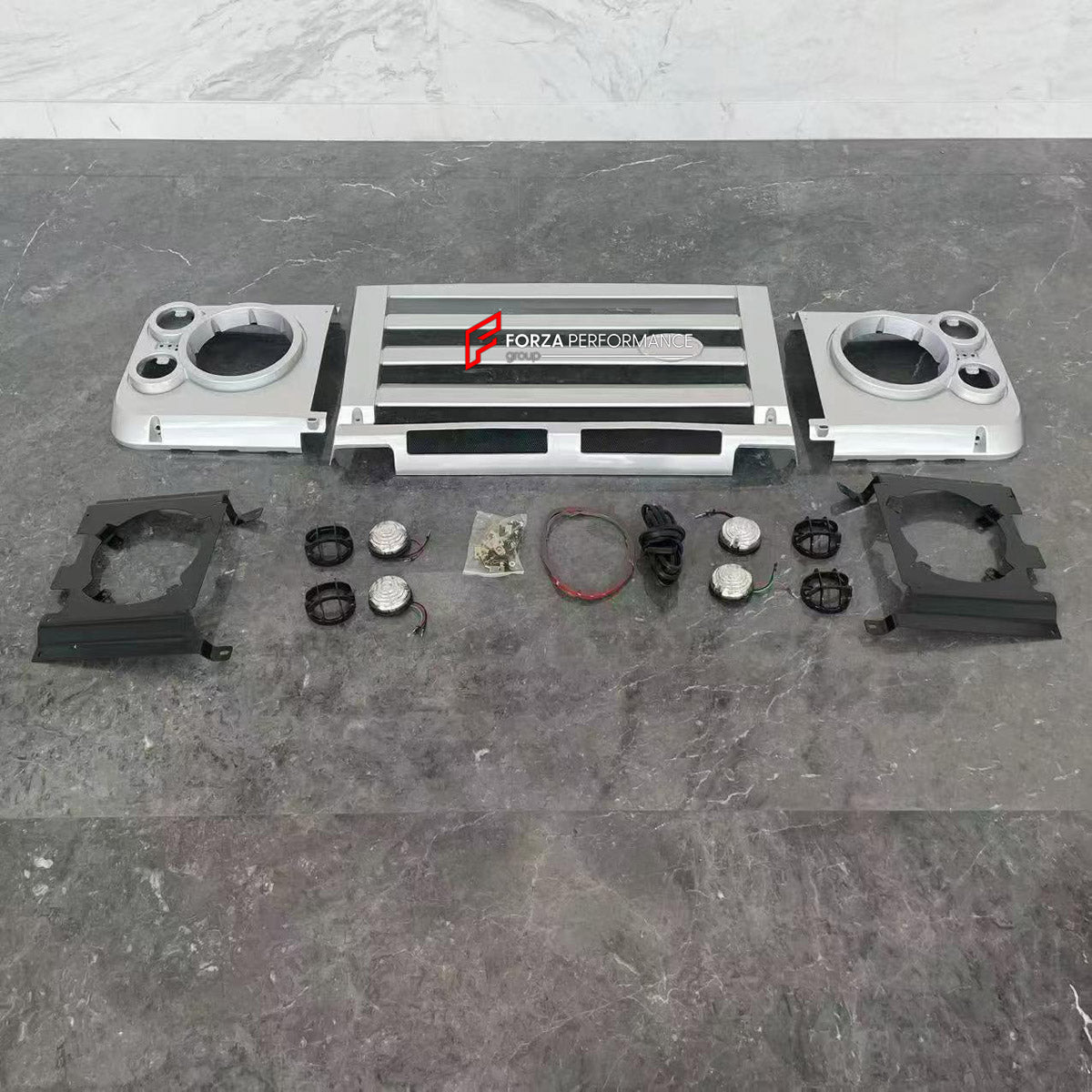 FRONT GRILLE for Land Rover Defender L316 90 110 130 1990 - 2016
Set includes:

Front Grille
Material: Plastic

NOTE: Professional installation is required.
