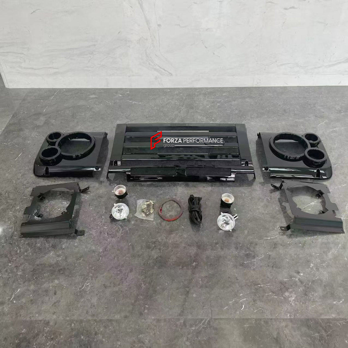 FRONT GRILLE for Land Rover Defender L316 90 110 130 1990 - 2016
Set includes:

Front Grille
Material: Plastic

NOTE: Professional installation is required.