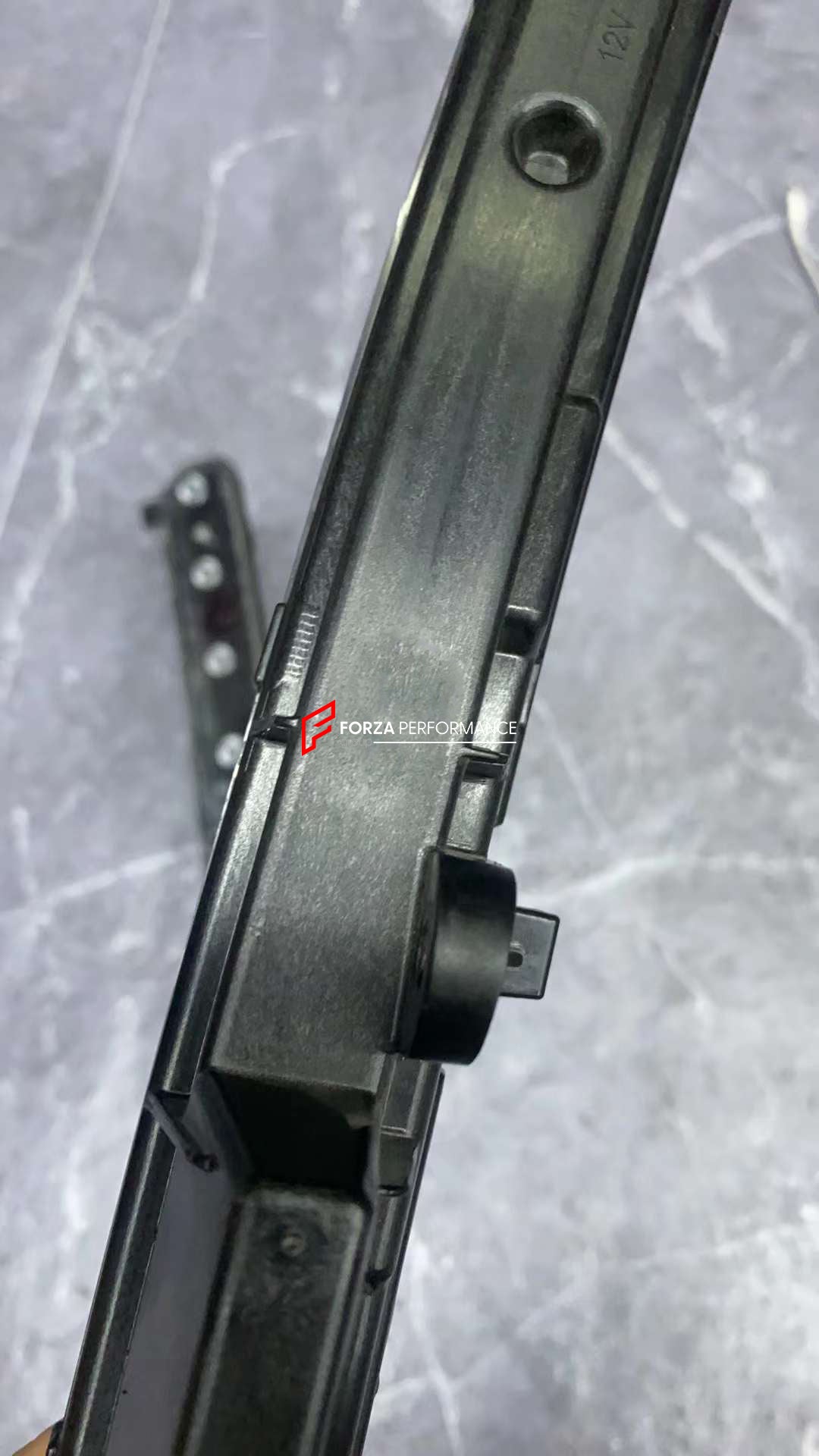 FRONT GRILLE WITH LED LIGHTS for ROLLS-ROYCE GHOST   Set includes:  Front Grille