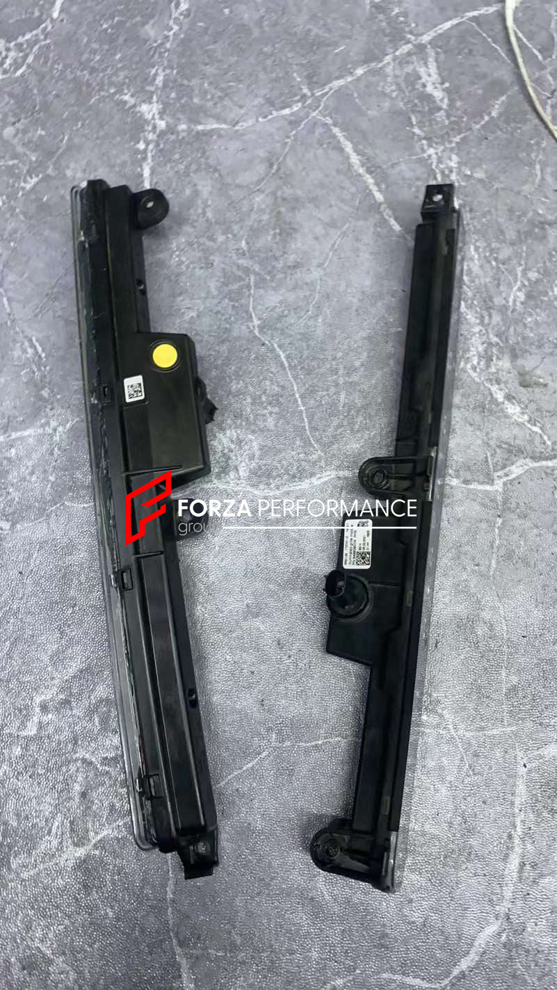 FRONT GRILLE WITH LED LIGHTS for ROLLS-ROYCE GHOST   Set includes:  Front Grille