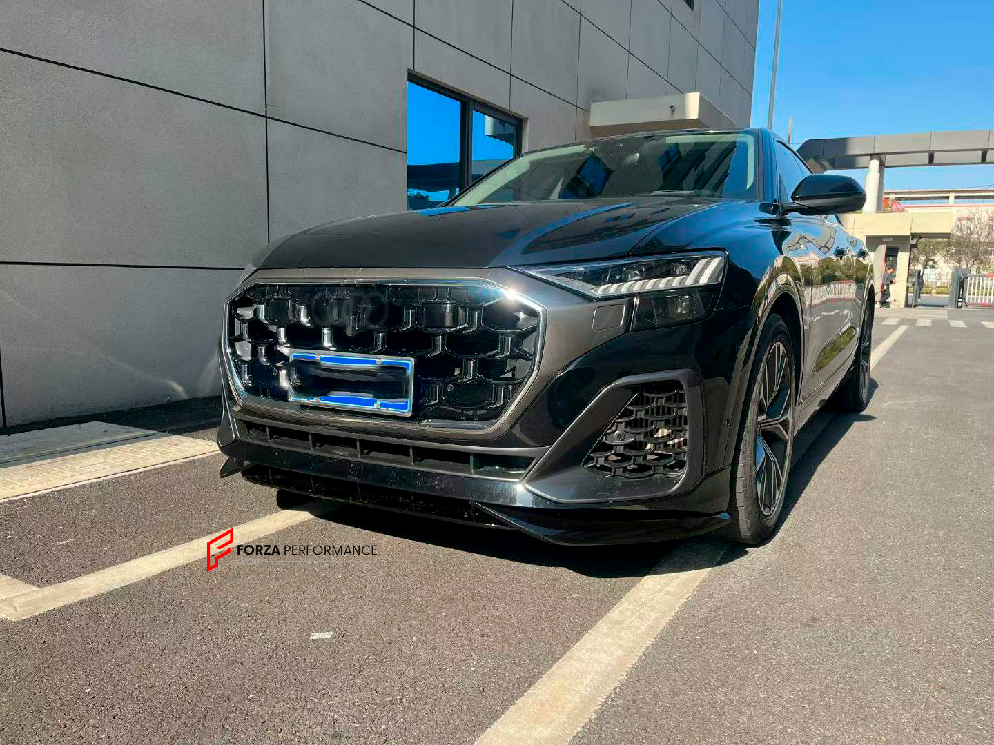 FRONT LIP ADD-ON for AUDI Q8 4M FACELIFT 2025+