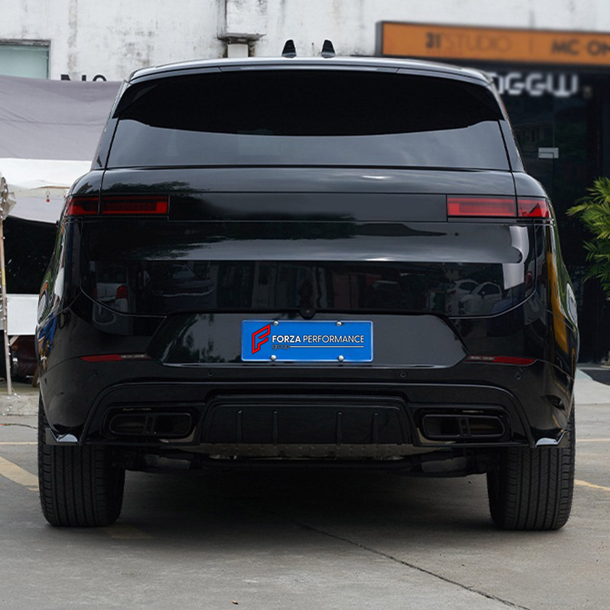 Front Lip And Rear Diffuser for Land Rover Range Rover Sport L461 2022+
Set includes:

Front Lip
Rear Diffuser
Material: Plastic, Dry Carbon

NOTE: Professional installation is required.