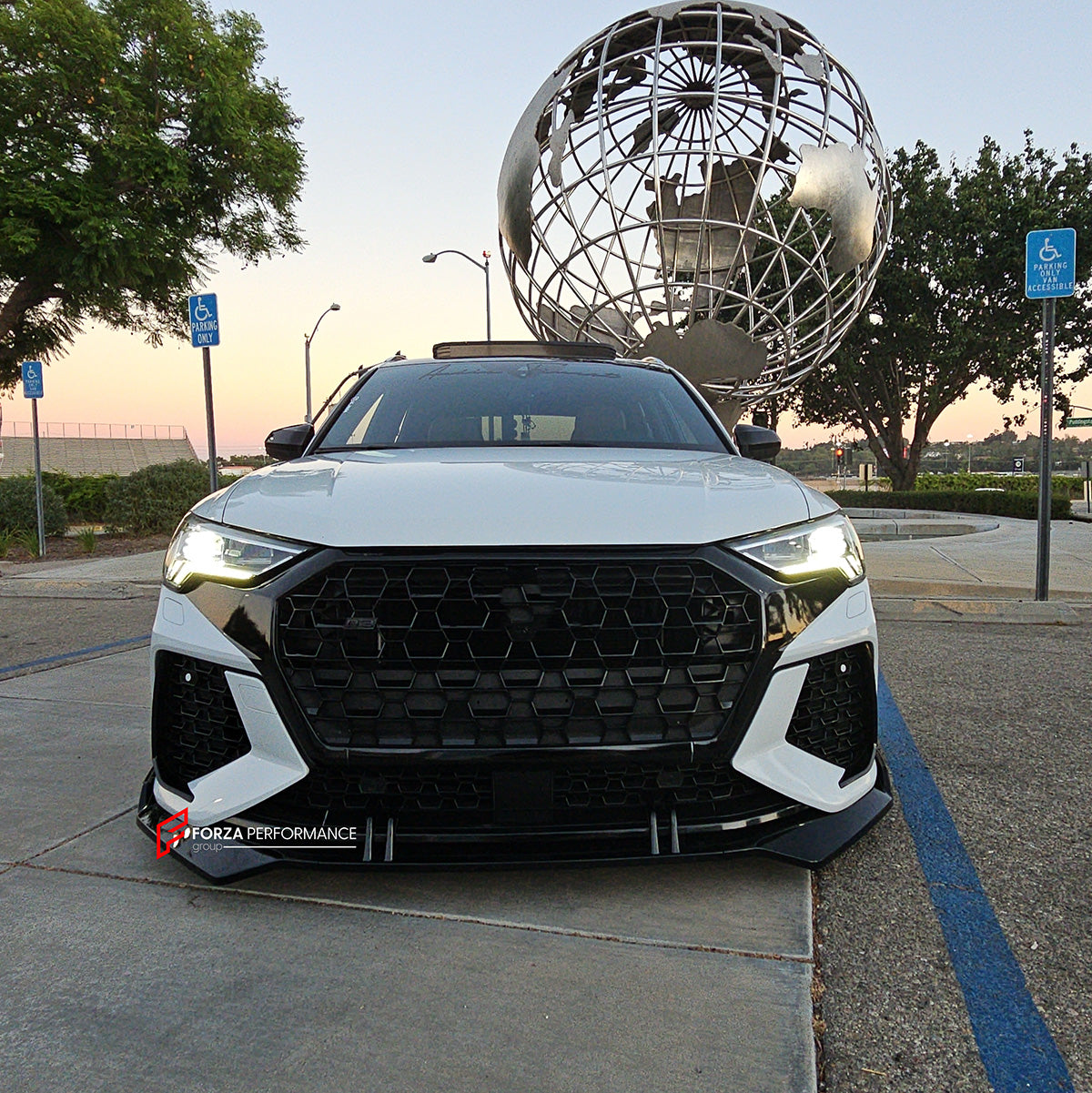 FRONT LIP for AUDI Q3 2019+ UPGRADE to RSQ3

Set includes:

Front Lip

Material: Plastic

NOTE: Professional installation is required
