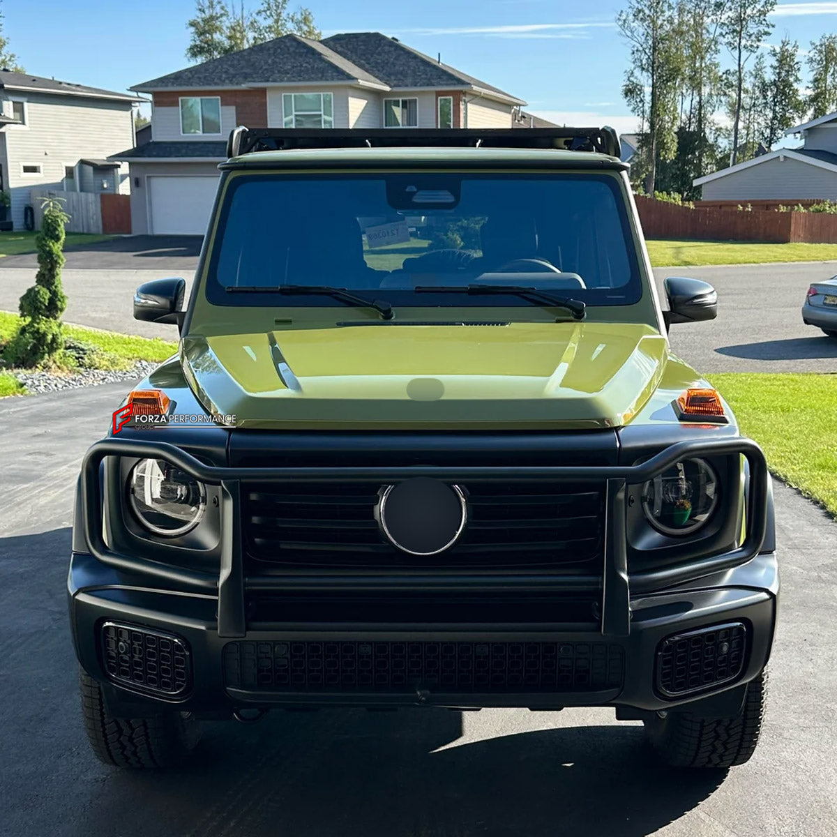 Front Turn Signal Lights for Mercedes Benz G Class W464 W465 2018+
Set includes:

Front Turn Signal Lights
Material: Plastic

NOTE: Professional installation is required.