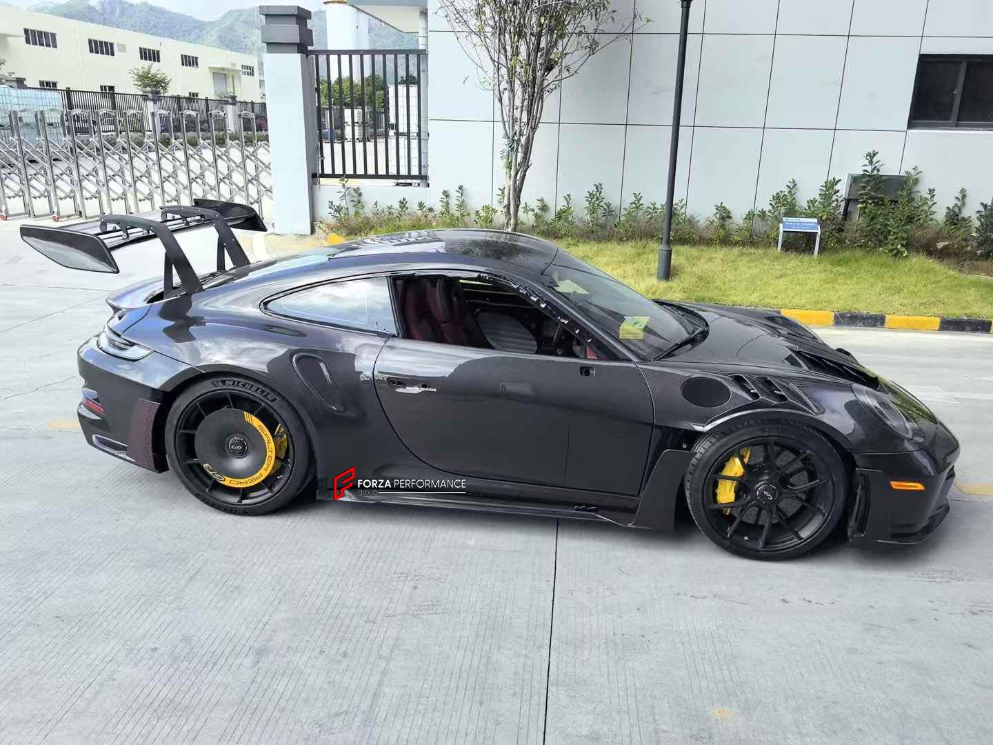 FULL CARBON SHELL REPLACEMENT PARTS for PORSCHE 911 992.1 GT3 RS 2019 - 2025
Set includes:

Front Lip
Front Bumper
Hood Bonnet
Front Fenders
Side Skirts
Doors
Quarter Panel
Engine Lid
Rear Duck Spoiler
Rear Bumper
Rear Diffuser
Rear Wing Spoiler
Material: Dry Carbon

NOTE: Professional installation is required.