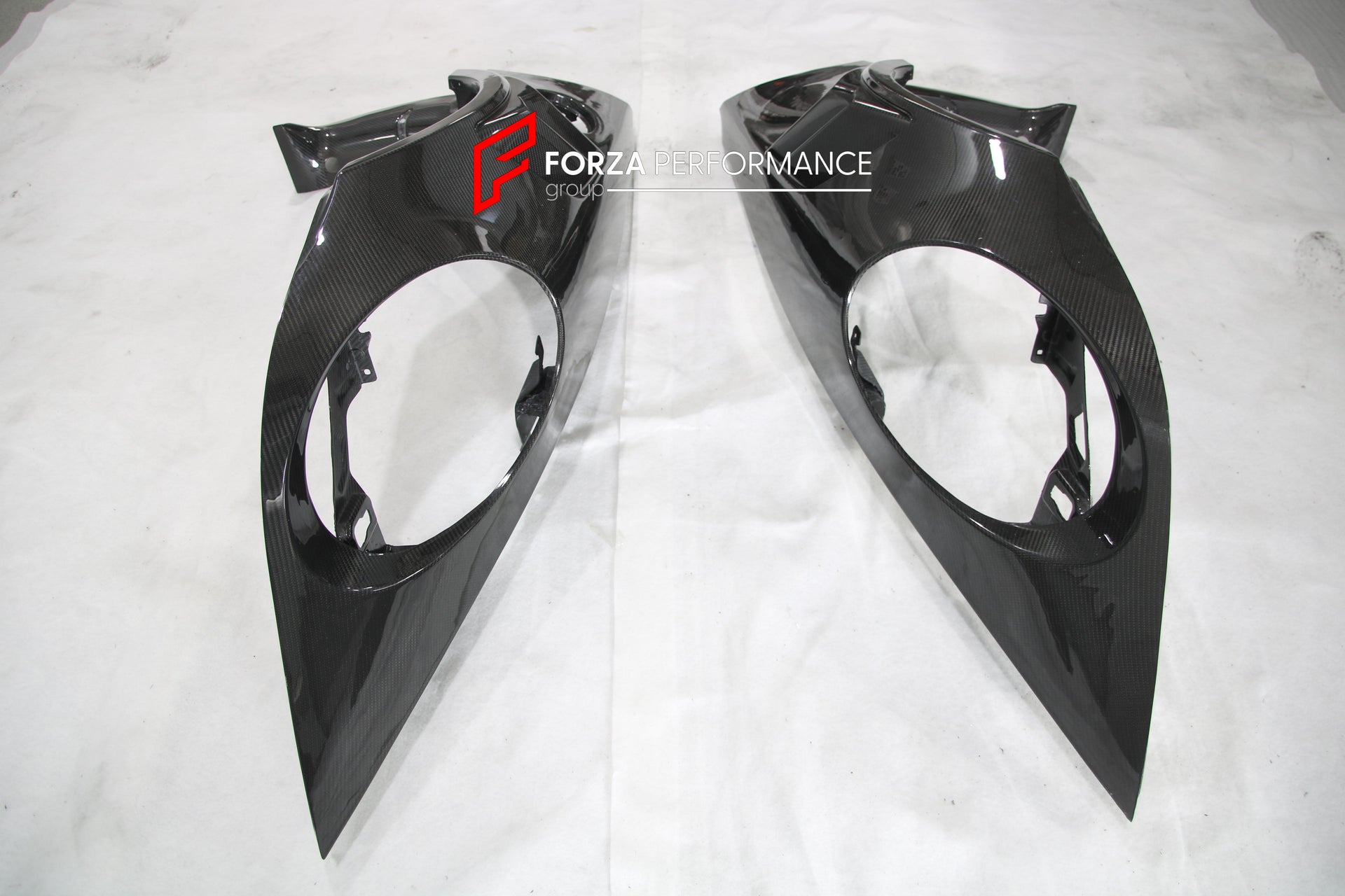 FULL CARBON SHELL REPLACEMENT PARTS for PORSCHE 911 992.1 GT3 RS 2019 - 2025
Set includes:

Front Lip
Front Bumper
Hood Bonnet
Front Fenders
Side Skirts
Doors
Quarter Panel
Engine Lid
Rear Duck Spoiler
Rear Bumper
Rear Diffuser
Rear Wing Spoiler
Material: Dry Carbon

NOTE: Professional installation is required.