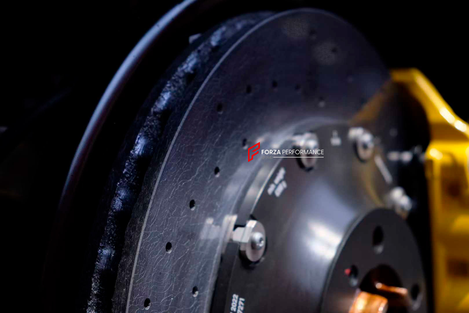 We manufacture premium quality carbon ceramic brakes discs rotors for PORSCHE CAYENNE TURBO GT COUPE 9YB 2018+ in any size

Specification:

Authentic Akebono 10 Pot Front Brake Calipers
Genuine Porsche 4 pot Rear Brake Calipers
Front disc: 420 mm, thickness 40 mm

Rear disc: 410 mm, thickness 32 mm
Material: Carbon Ceramic ( C / SiC) rings, Aluminium hat / bell

Includes: Carbon ceramic brake disсs / rotors, brake pads, brackets for calipers, hoses.

Fitment: Direct Bolt-On replace OE IRON

BRAKE DISCS ROTO