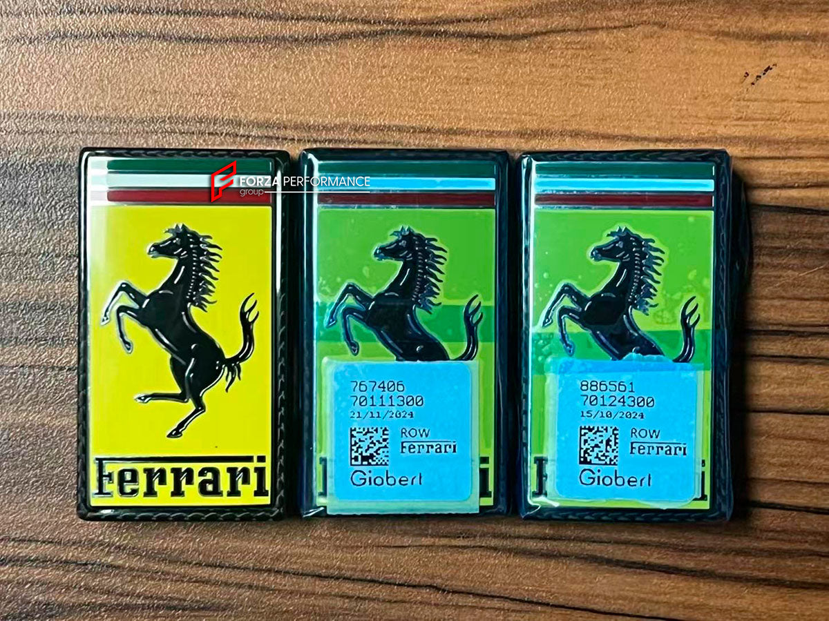 GENUINE FERRARI CARBON KEY SHELL for FERRARI 296 GTS GTB

Set includes:

Key Shell

Material: Carbon, Leather
