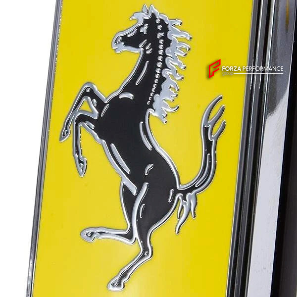 GENUINE FERRARI CARBON KEY SHELL for FERRARI 296 GTS GTB

Set includes:

Key Shell

Material: Carbon, Leather

