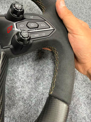 GENUINE LAMBORGHINI CARBON ALCANTARA STEERING WHEEL for LAMBORGHINI REVUELTO 2023+

Set includes:

Steering wheel

Condition: New

Material: Carbon, Alcantara