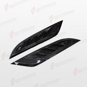GLOSS BLACK HOOD BONNET VENT COVERS FENDER VENT COVERS FRONT SPLITTERS for LAND ROVER DEFENDER 90 110 130 L663 2020+
Set includes:

Hood Bonnet Vent Covers
Fender Vent Covers
Front Splitters
Material: ABS + Plastic

NOTE: Professional installation is required.