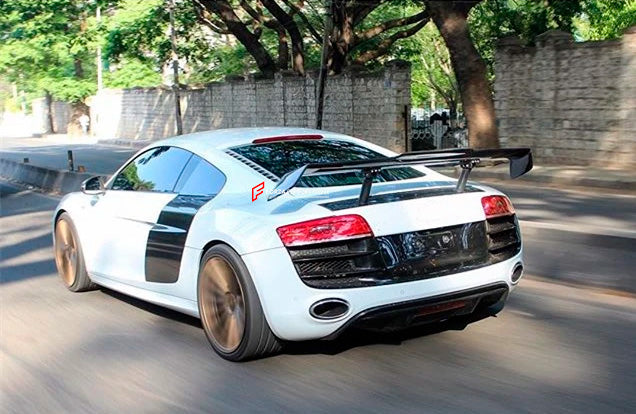 CARBON FIBER TRUNK SPOILER FOR AUDI R8 TYPE 42 2007 - 2015 | GT STYLE

Set includes:

Spoiler

Material: Real Carbon Fiber Wing and Fiberglass Brackets

NOTE: Professional installation/trunk drilling is required