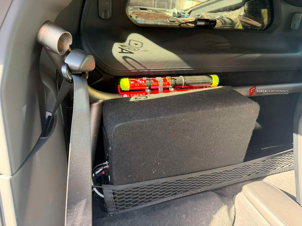 REAR HARNESS STRUT BAR for LOTUS EMIRA 2022+

Set includes:

Harness Bar

Material: Chromoly Alloy Steel

Note: Professional installation is required.
