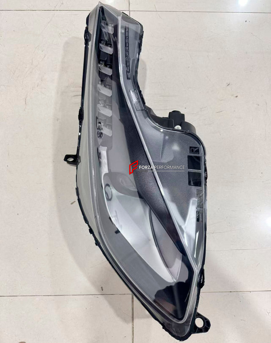 Headlights for Ferrari 488 2015 - 2020
Set includes:

Left and Right Headlights
Material: Plastic

NOTE: Professional installation is required.