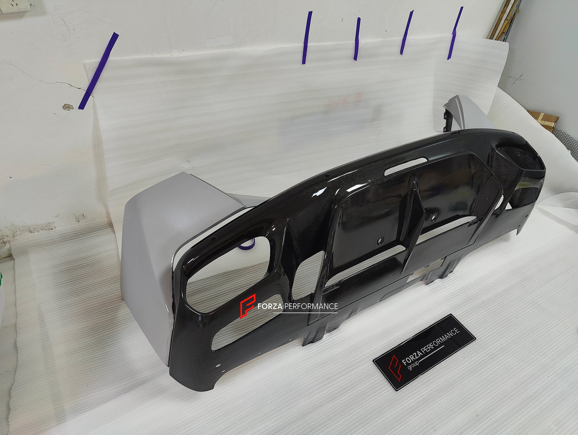 IN STOCK READY TO SHIP REAR BUMPER with REAR DIFFUSER for FERRARI PORTOFINO 2017 - 2021