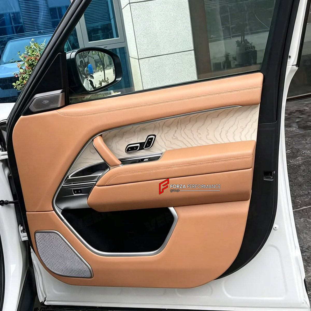 CONVERSION UPGRADE FACELIFT OLD TO NEW BODY KIT for Land Rover Range Rover L405 2012 - 2017 to L460 2021+
Set includes:

Central Storage Box
Central Control Panel Trim
Carbon Central Control Panel Trim
Inner Door Panel
Inner Door Panel Seat Adjust Switch Frame Trim
Dashboard Panel Cover
Steering Wheel
Material: Plastic

NOTE: Professional installation is required.