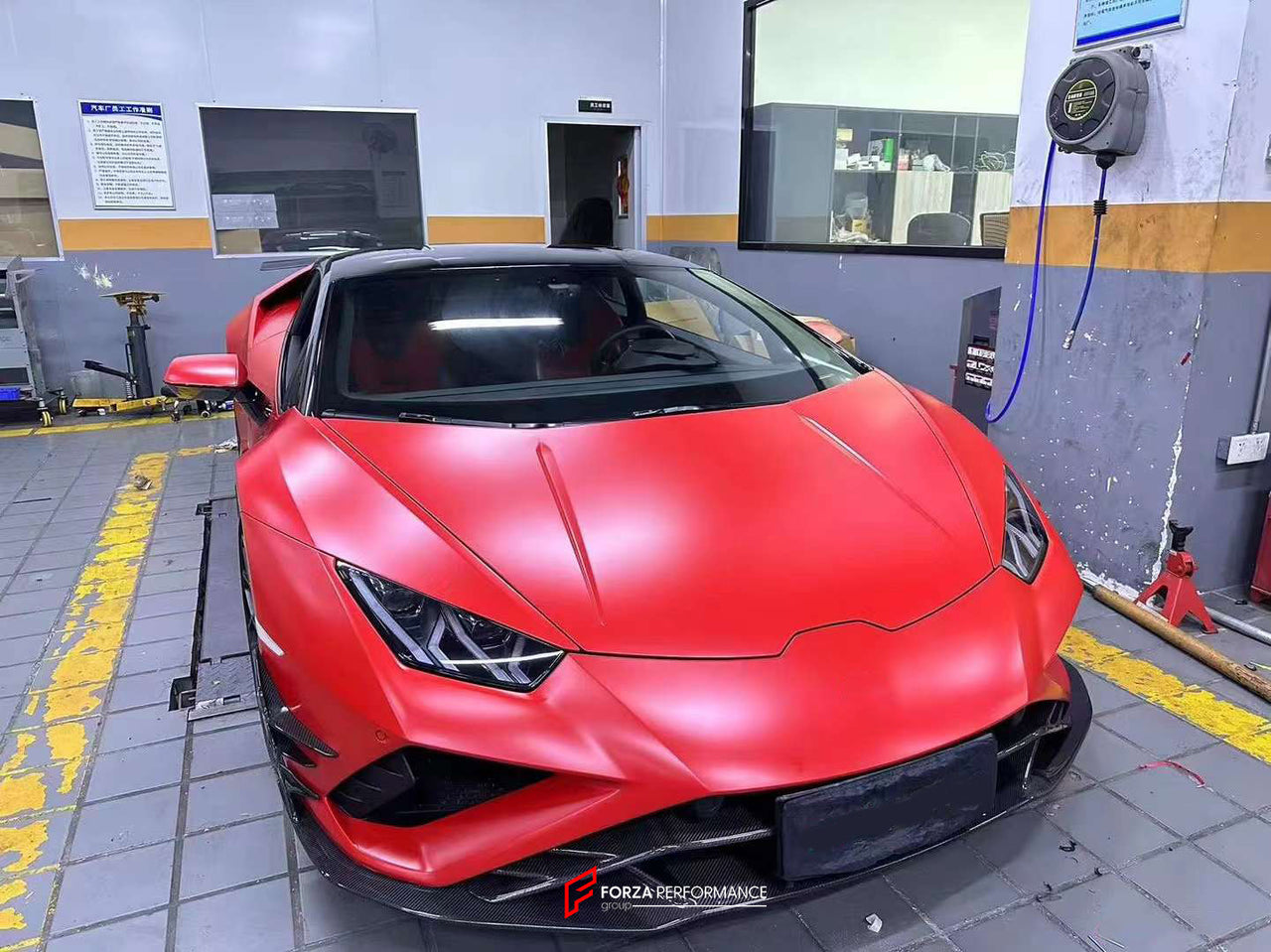 FORZA DRY CARBON FRONT BUMPER CANARDS FOR LAMBORGHINI HURACAN EVO RWD