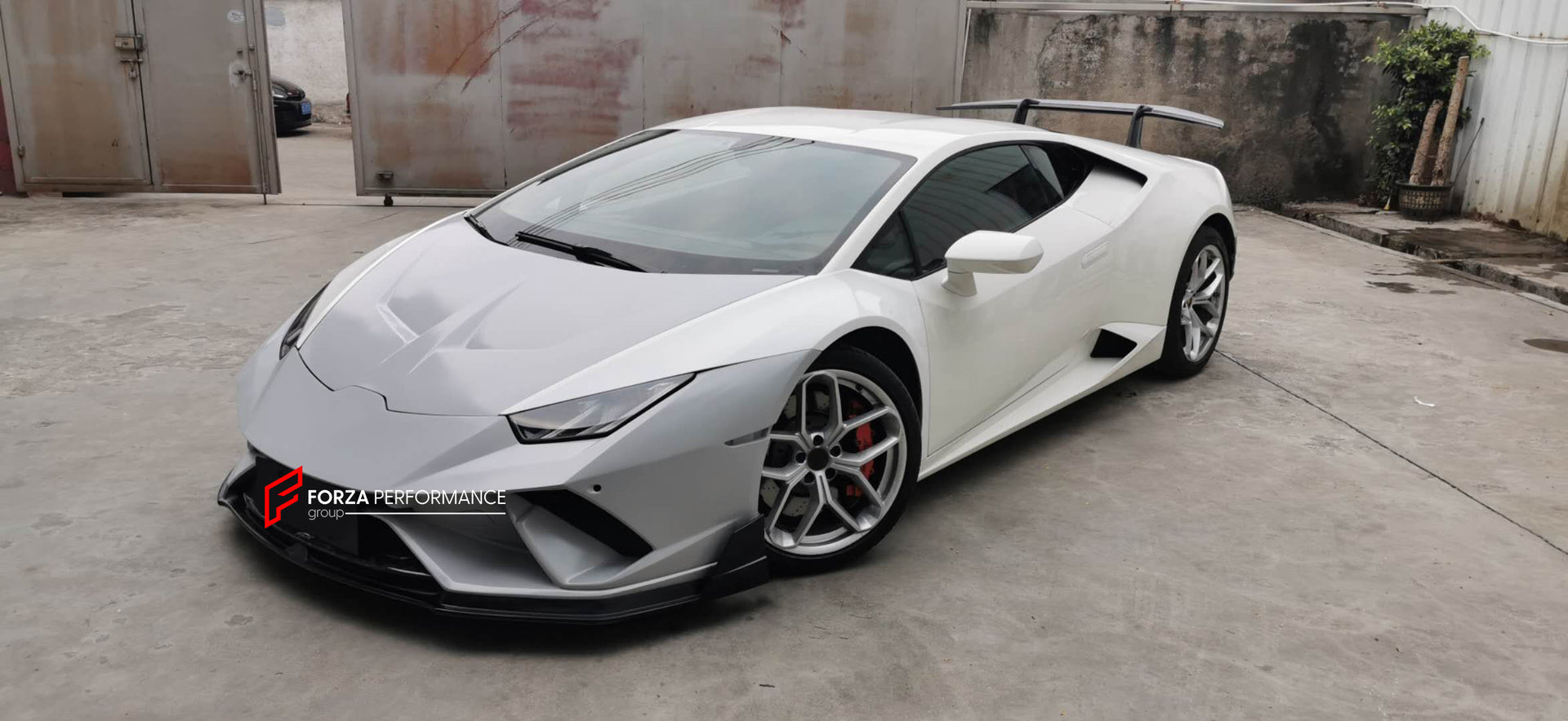 CONVERSION BODY KIT for LAMBORGHINI HURACAN LP580 LP610 2014 - 2019 UPGRADE to HURACAN PERFORMANTE FACELIFT

Set includes:

Front Lip
Front Bumper Mesh
Engine Cover
Rear Wing Spoiler

Rear Bumper
Rear Bumper Mesh

Material: Dry Carbon + Fiberglass

NOTE: Professional installation is required

Payment ►
Visa

Mastercard

PayPal with a credit card (add 4.4% at checkout)
Payoneer
Cryptocurrency
Shipment ►
By express DHL/UPS/TNT/FedEx
To the local international airport
Special line by air
Special line by the se