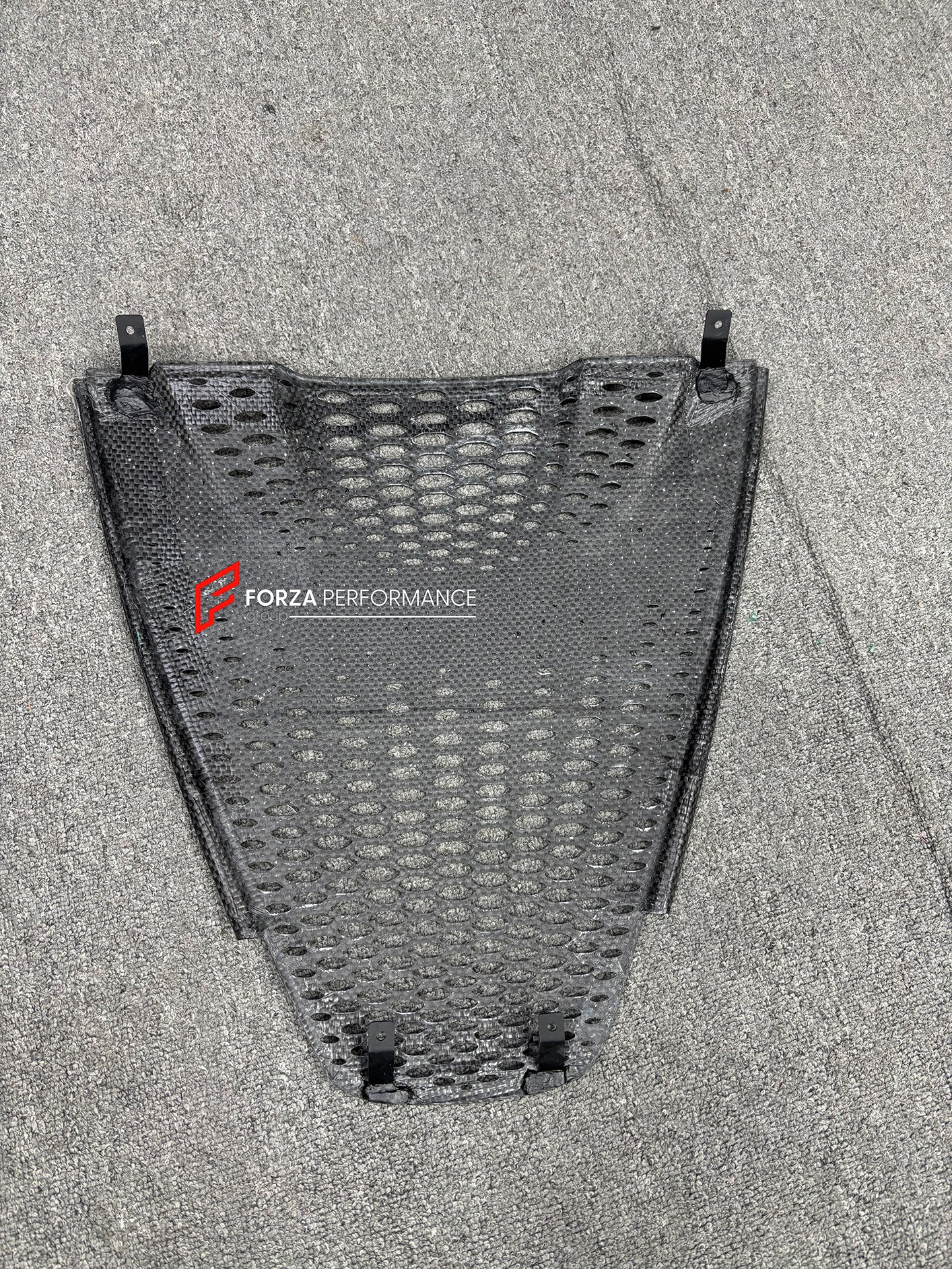 CARBON LIP SPOILER with ENGINE COVER for MCLAREN 750S SPIDER 2023+

Set includes:

Lip Spoiler
Engine Cover

Material: Carbon

Note: Professional installation is required