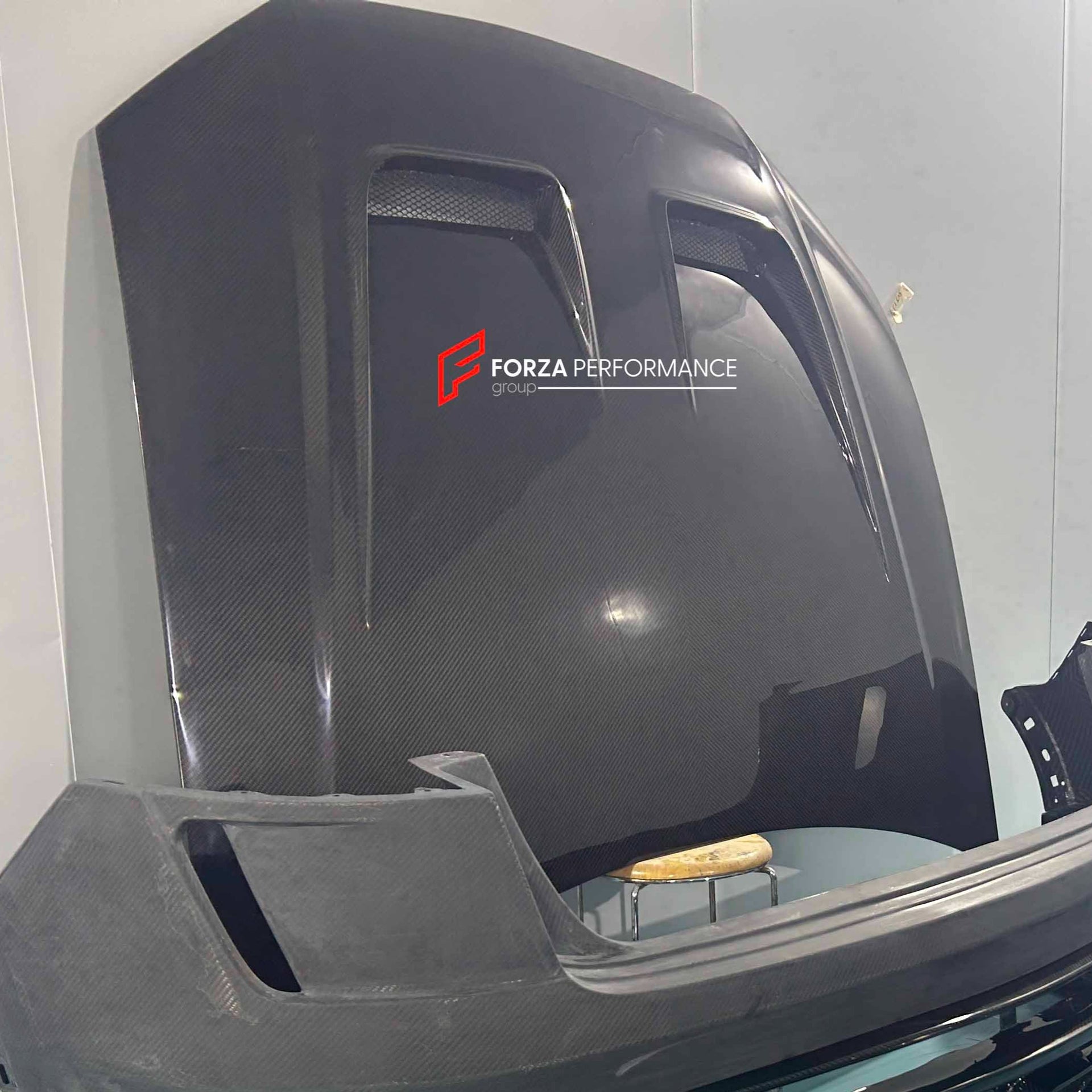 DRY CARBON HOOD for AUDI Q8 2019 - 2023  Set includes:  Hood