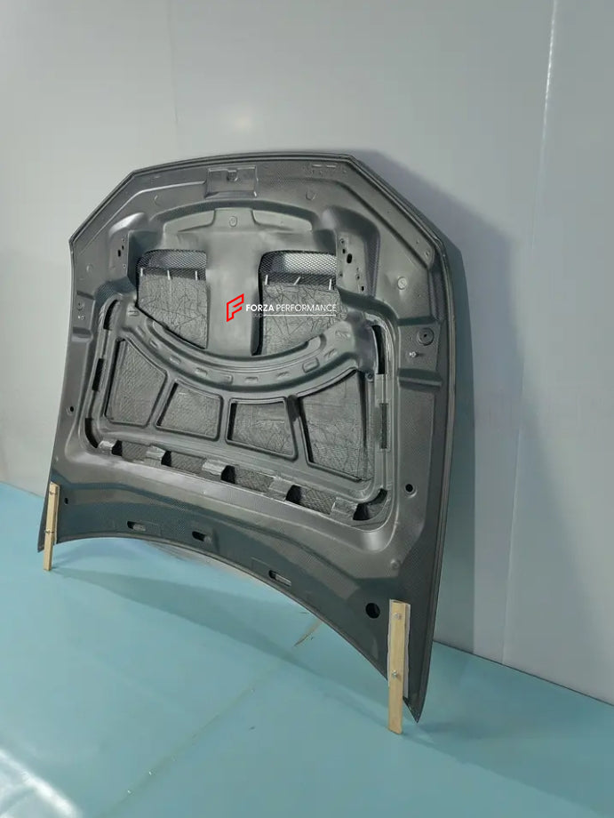 DRY CARBON HOOD for AUDI Q8 2019 - 2023  Set includes:  Hood