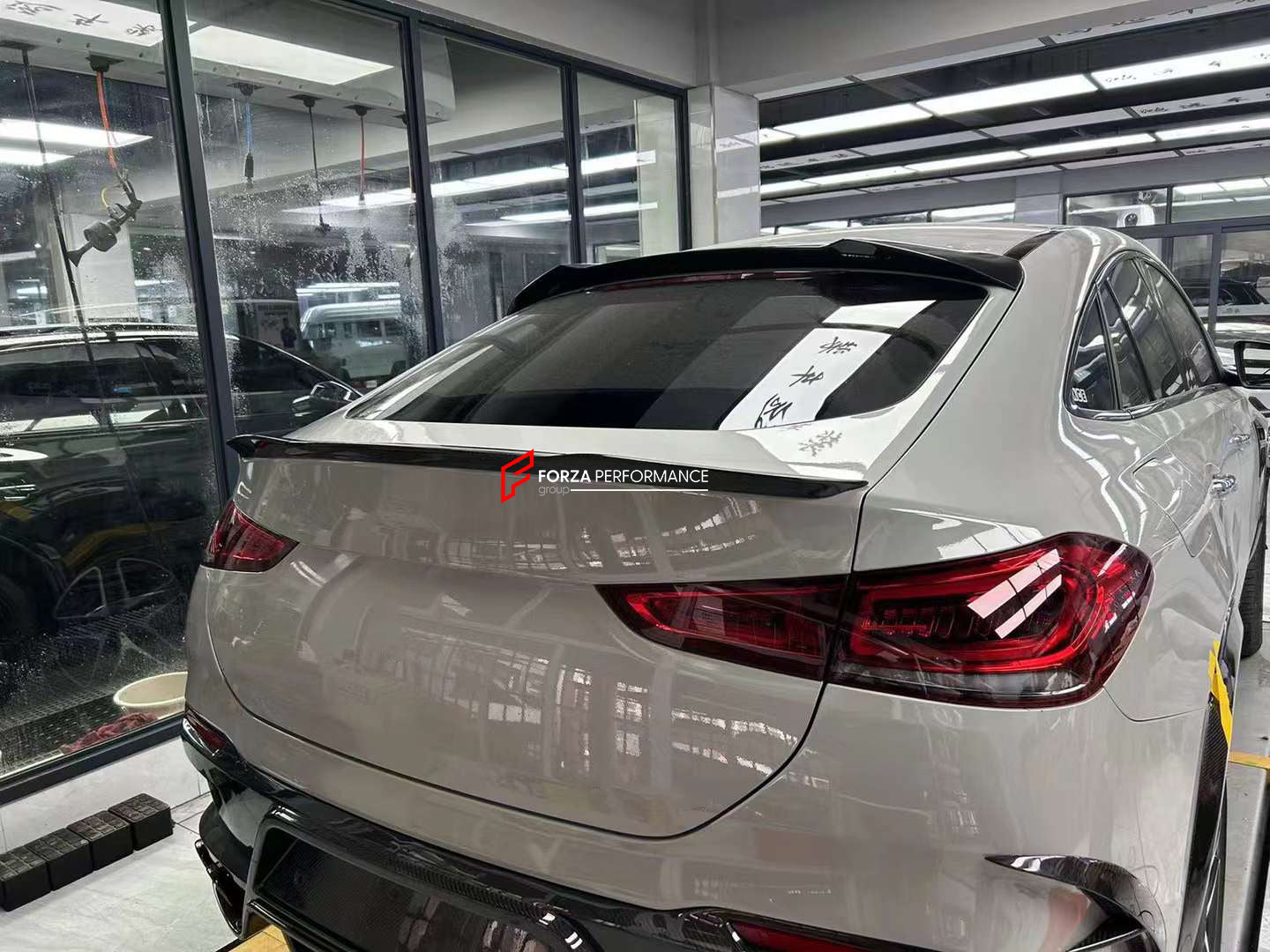 CARBON BODY KIT FOR MERCEDES BENZ GLE COUPE C167

Set includes:

Front lip
Front Canards

Rear Roof Spoiler

Rear Bumper with exhaust tips
Rear Side Canards
Side Fenders
Side Skirts

MATERIAL: Carbon

Payment ►
Visa

Mastercard

PayPal with a credit card (add 4.4% at checkout)
Payoneer
Cryptocurrency
Shipment ►
By express DHL/UPS/TNT/FedEx
To the local international airport
Special line by air
Special line by the sea
To Europe and the UK by train

Please let us know which shipping option you prefer.
