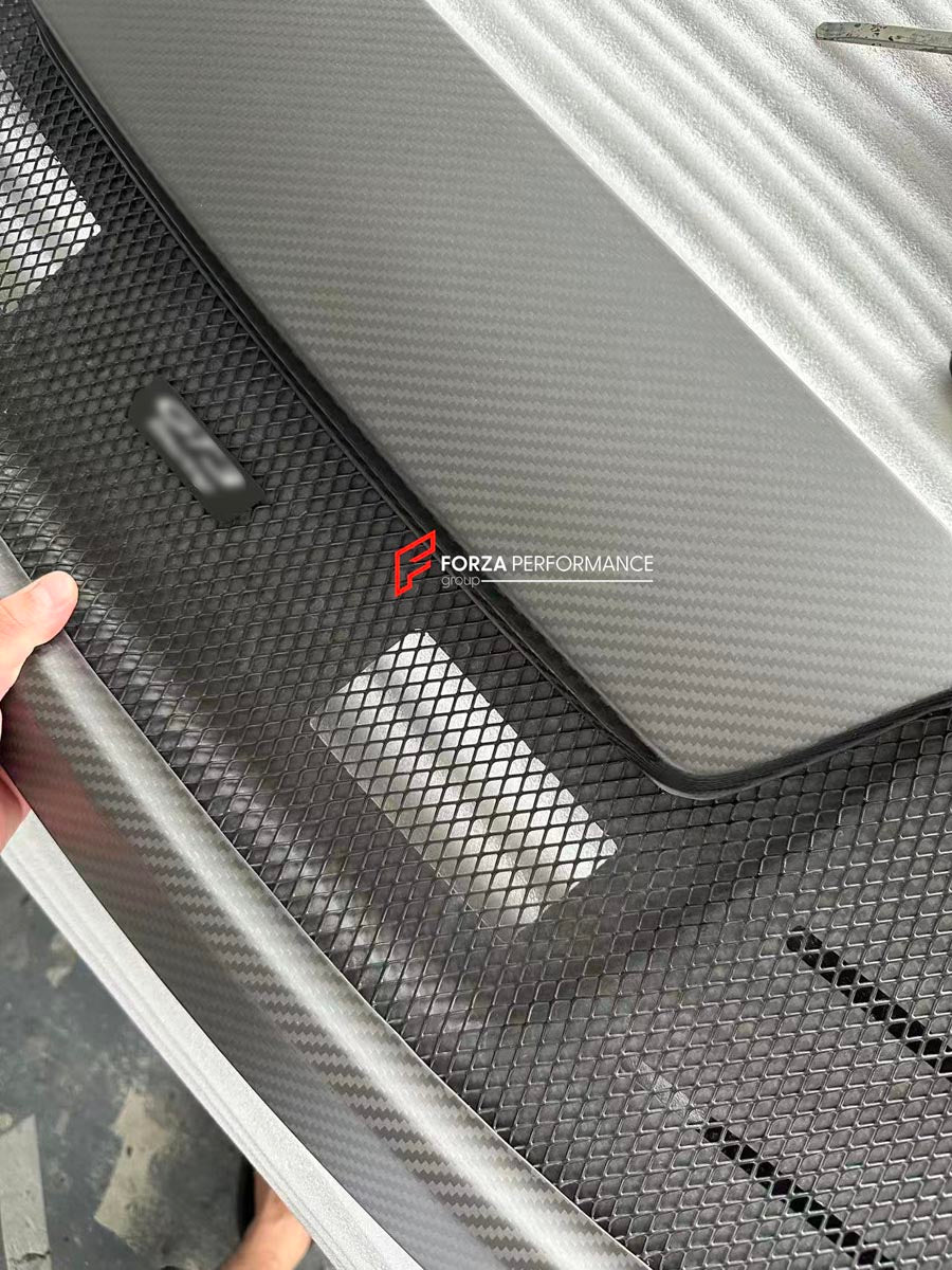 MATTE DRY CARBON REAR DECK LID ENGINE COVER AIR VENT for PORSCHE 911 992.1 CARRERA S 2019 - 2025 FORZA PERFORMANCE Custom Fit
Set includes:

Rear Deck Lid Engine Cover Air Vent
Material: Matte Dry Carbon

NOTE: Professional installation is required.
