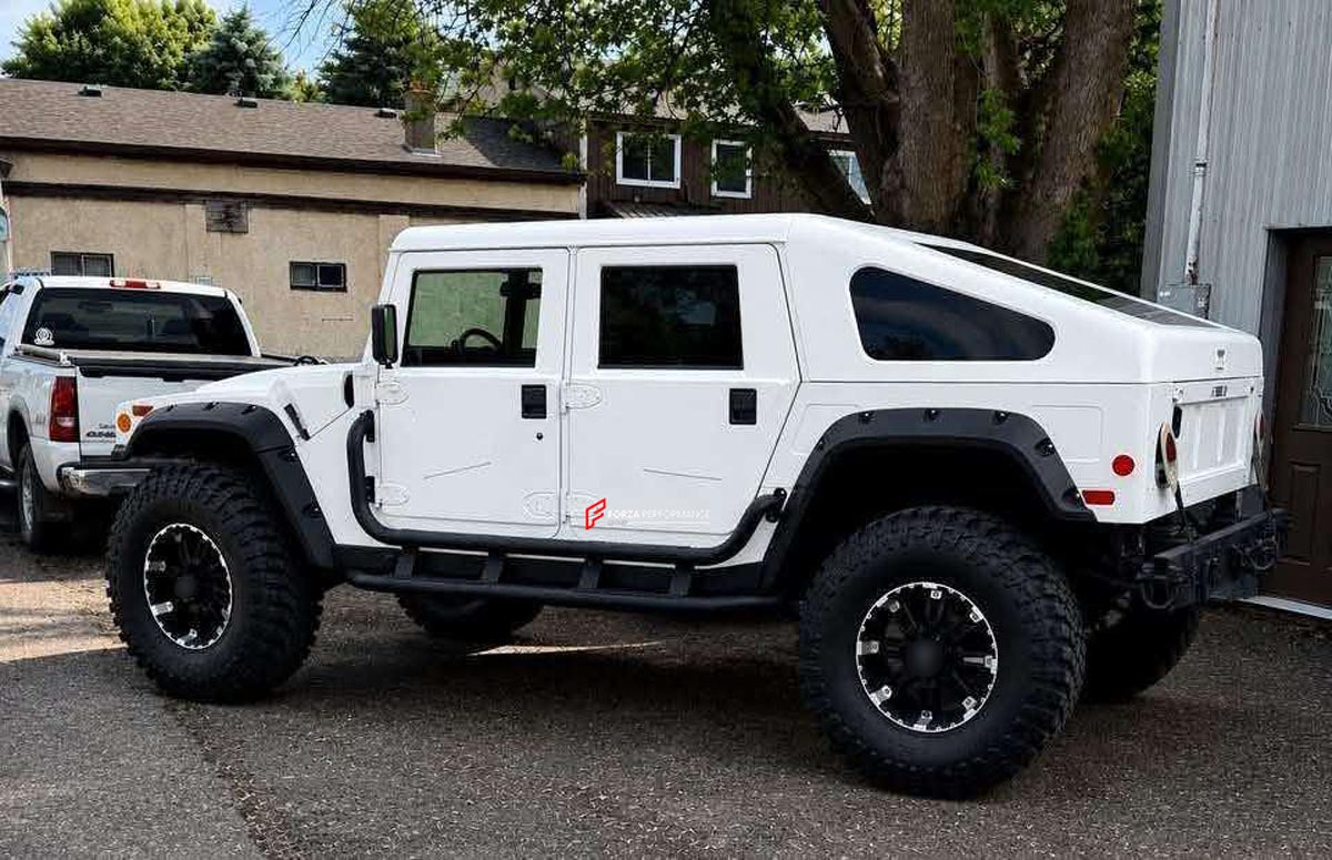 Metal Doors Replacement for Hummer H1 1992 - 2006
Set includes:

Doors
Material: Metal

NOTE: Professional installation is required.
